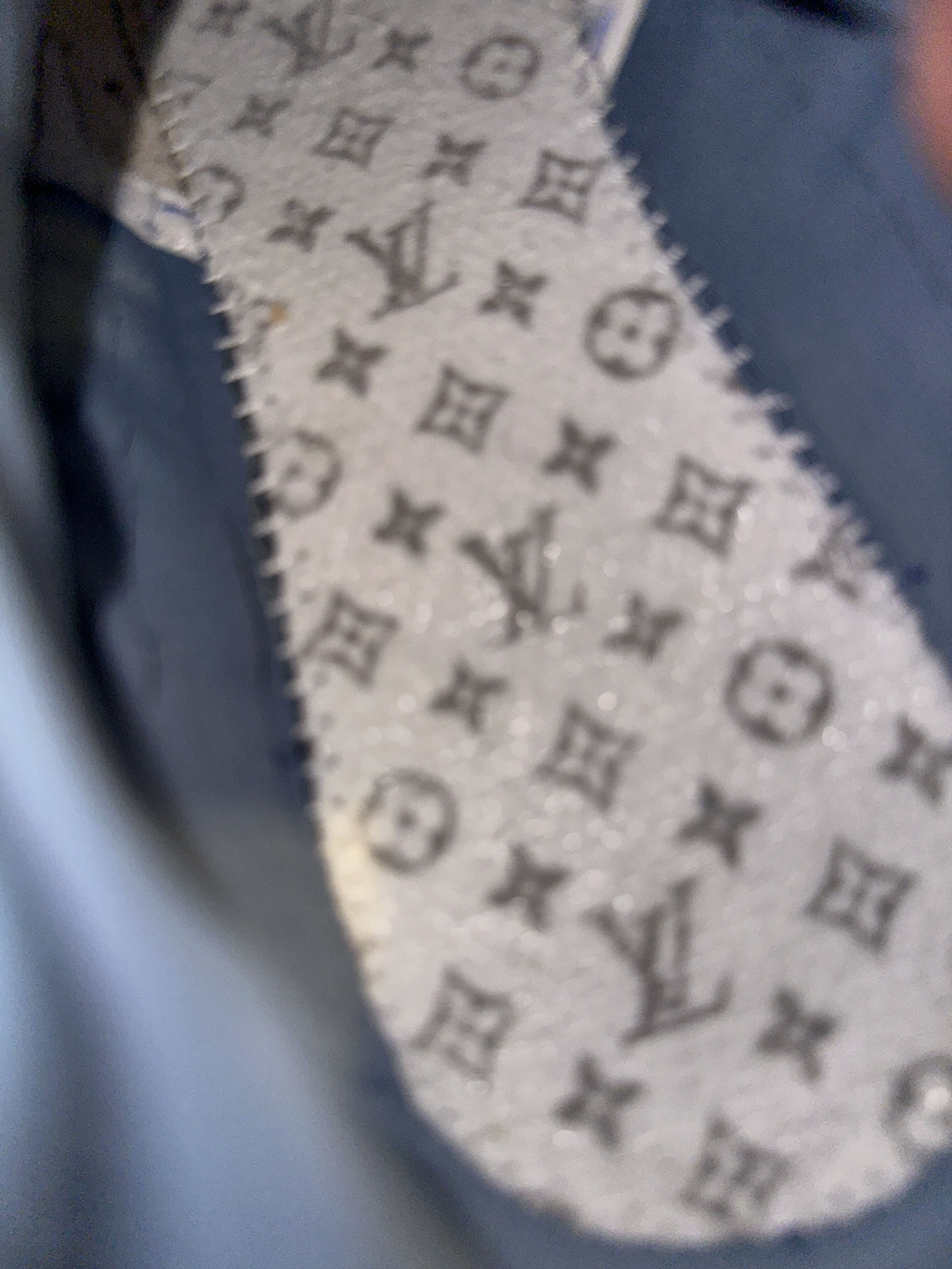 Louis Vuitton LV Monogram Sneakers Size US 6.5 / EU 39-40 - 9 Thumbnail