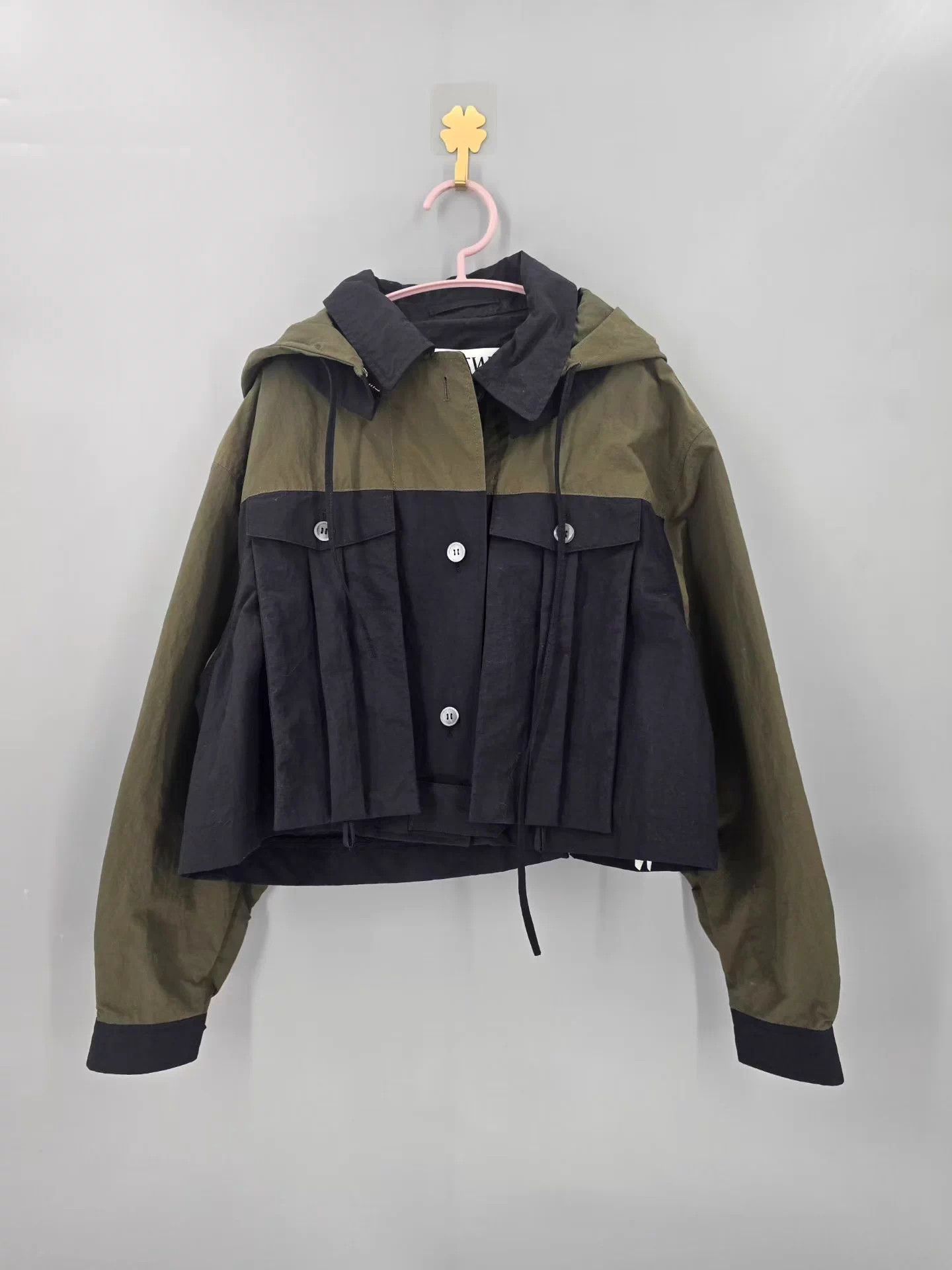 Loewe Loewe color-blocked hooded drawstring work jacket Size S / US 4 / IT 40 - 1 Thumbnail