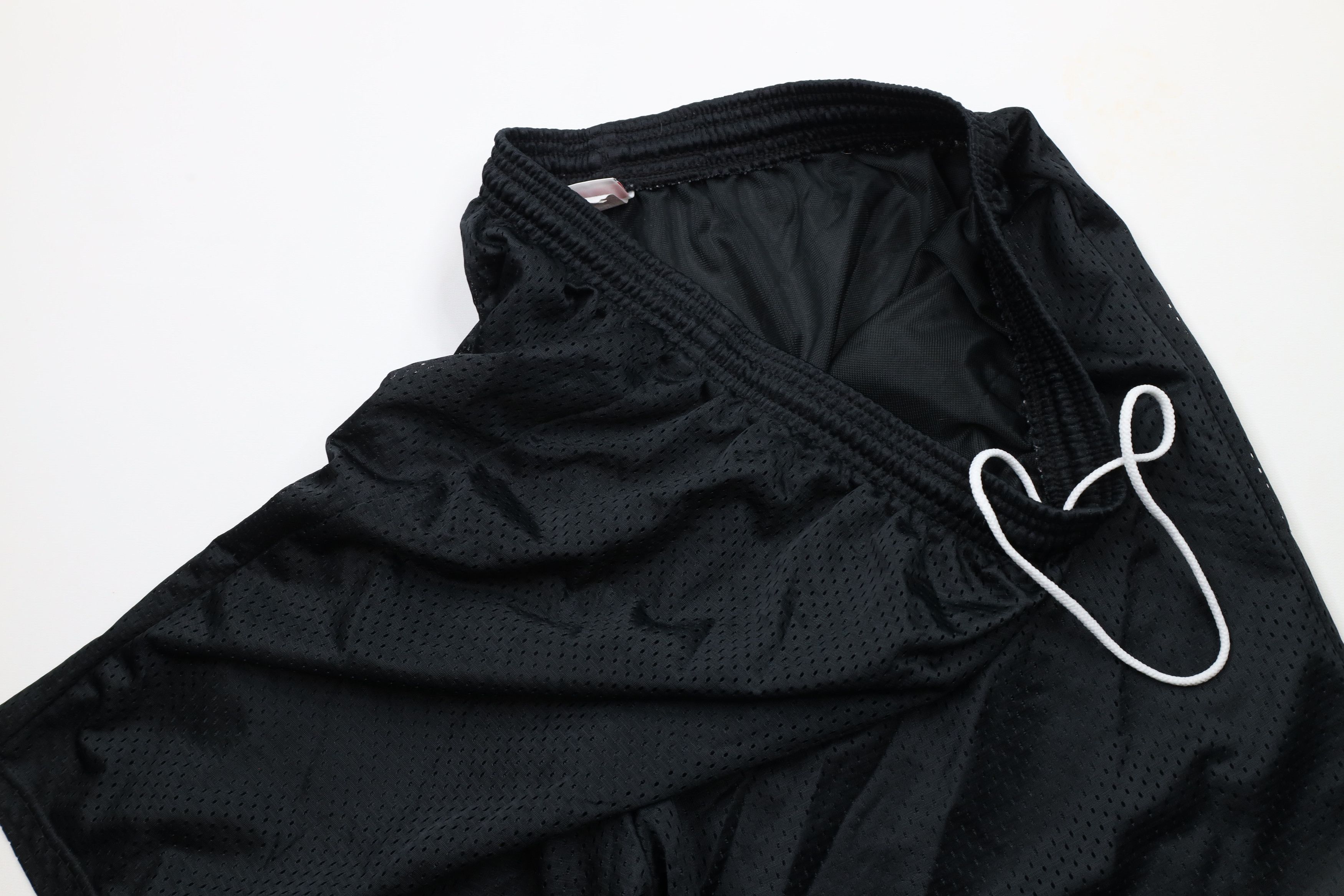Vintage Vintage 90s Streetwear Above Knee Basketball Shorts Black Size US 36 / EU 52 - 5 Thumbnail