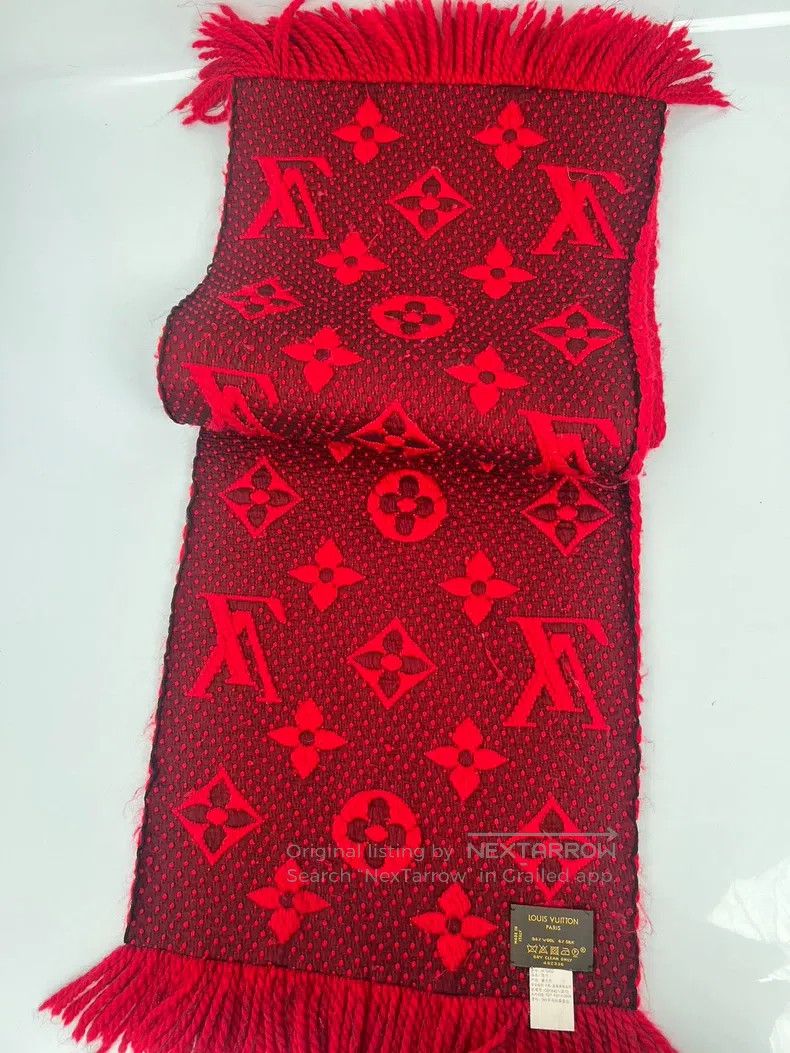 Louis Vuitton Louis Vuitton Red Scarf Size ONE SIZE - 4 Thumbnail