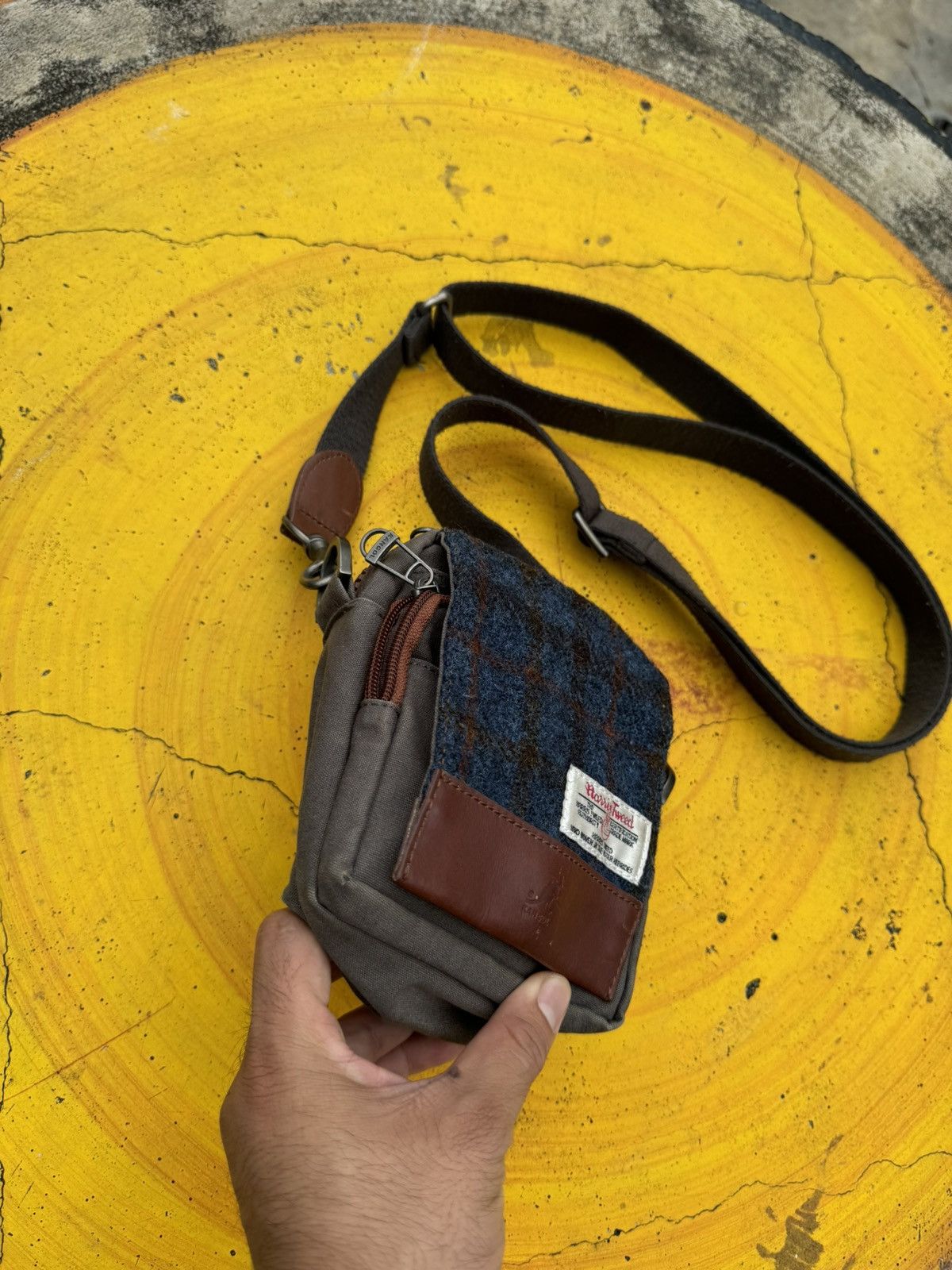 Harris Tweed × Kangol Harris tweed x kangol Crossbody bag Size ONE SIZE - 4 Thumbnail
