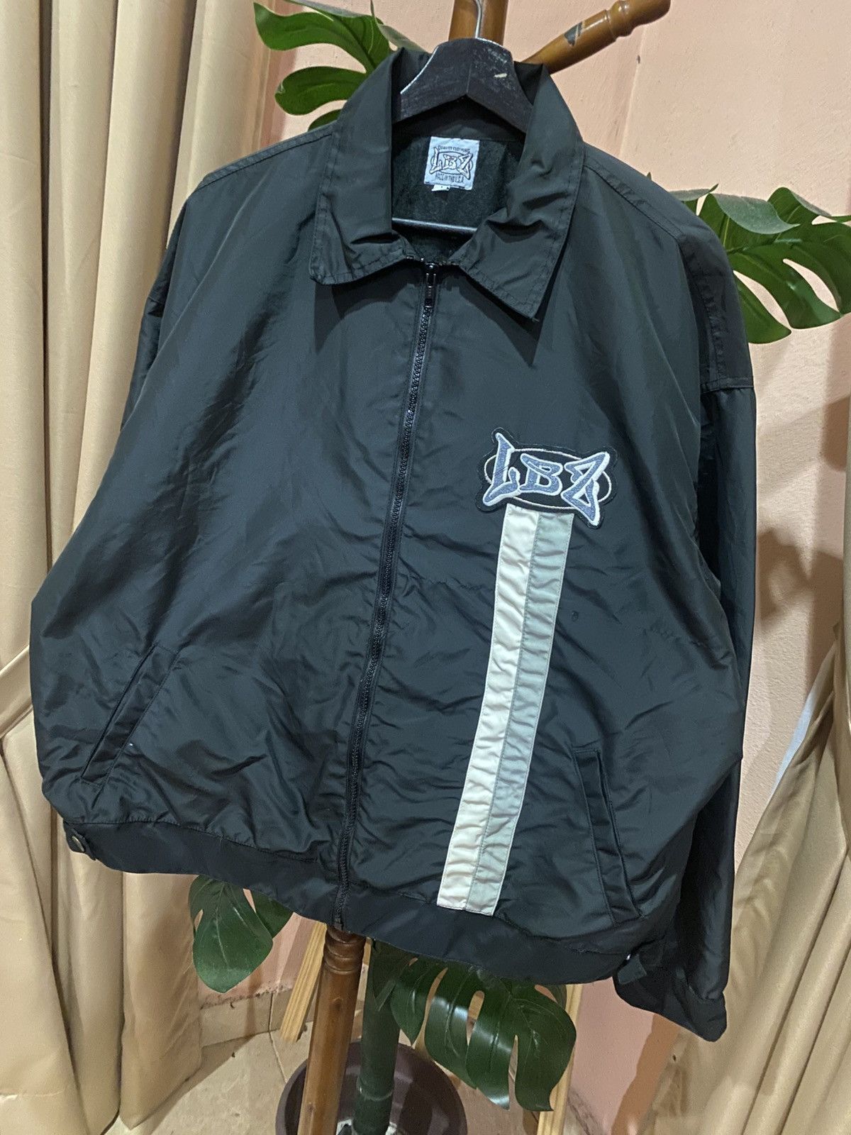 Vintage Vintage LBZ Quality Clothing Black Nylon Bomber Jacket Size US L / EU 52-54 / 3 - 4 Thumbnail