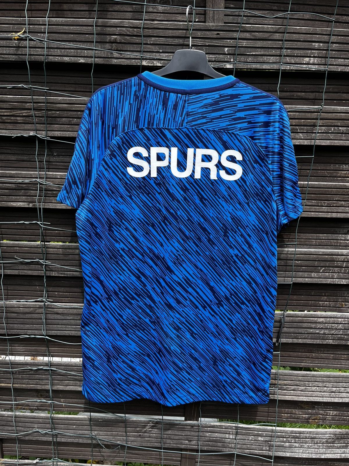 Nike ⚽️ TOTTENHAM HOTSPUR 2017 2018 NIKE SOCCER JERSEY FOOTBALL Size US L / EU 52-54 / 3 - 6 Thumbnail