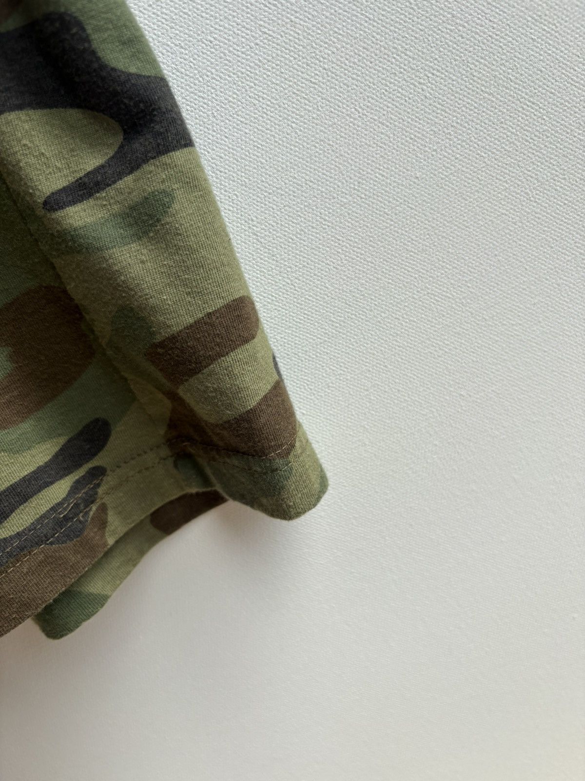 Vintage Vintage Streetwear Hype 90s Camo Hunter Skull T-shirt Size US XL / EU 56 / 4 - 9 Thumbnail