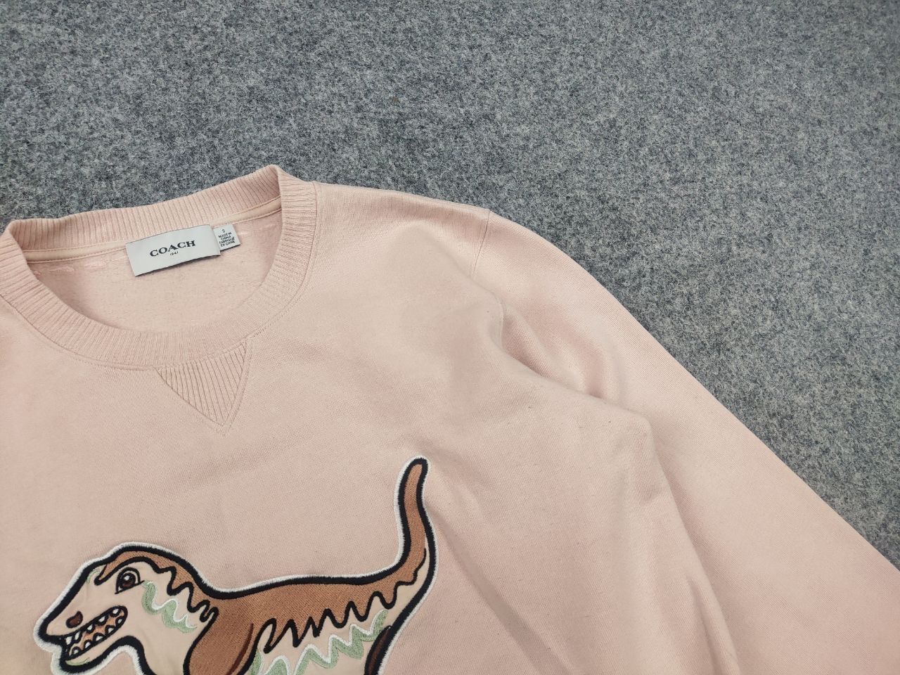 Coach Coach Rexy dinosaur embroidery Logo Crew Neck sweatshirt Size S / US 4 / IT 40 - 4 Thumbnail
