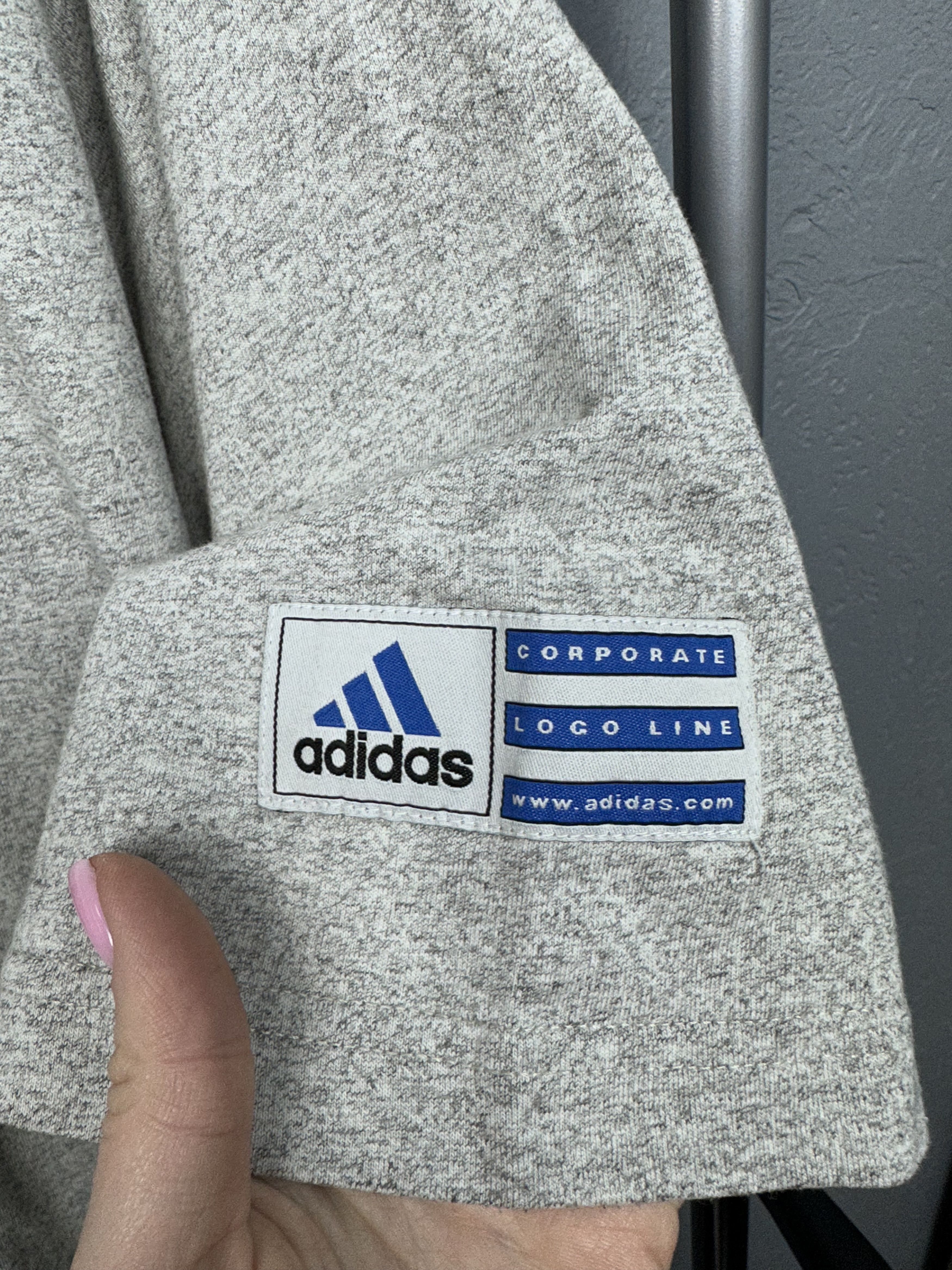Adidas Adidas Vintage Mens Big Logo T-Shirt Size US XL / EU 56 / 4 - 4 Thumbnail