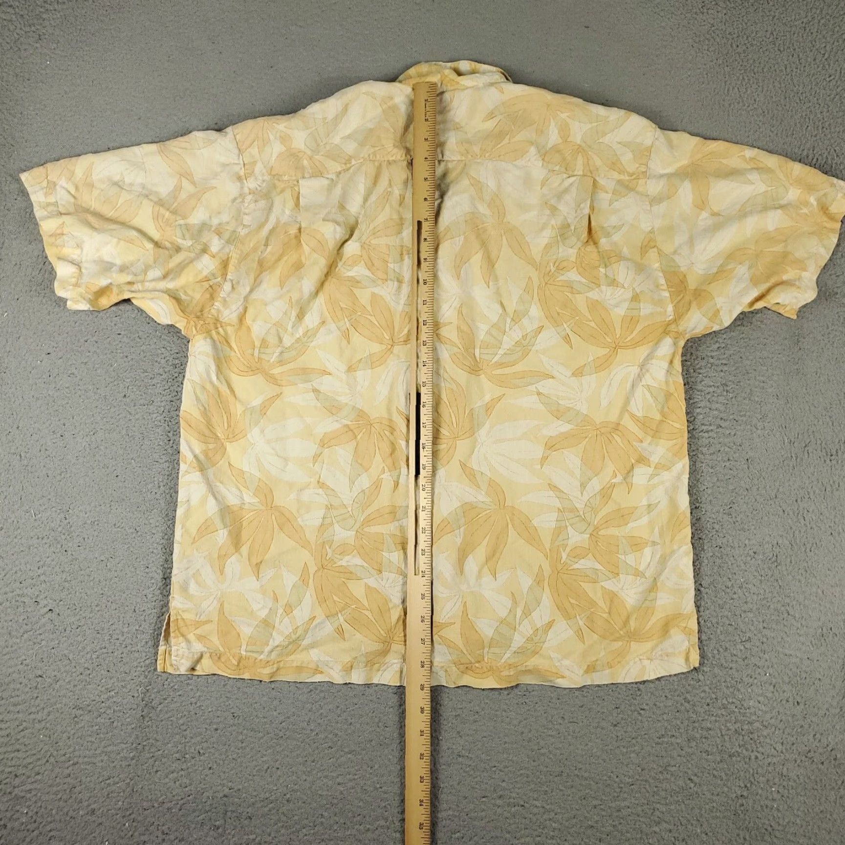 Tommy Bahama Tommy Bahama Hawaiian Shirt Mens XL Yellow Silk Floral Button-Up Short Sleeve Size US XL / EU 56 / 4 - 4 Thumbnail