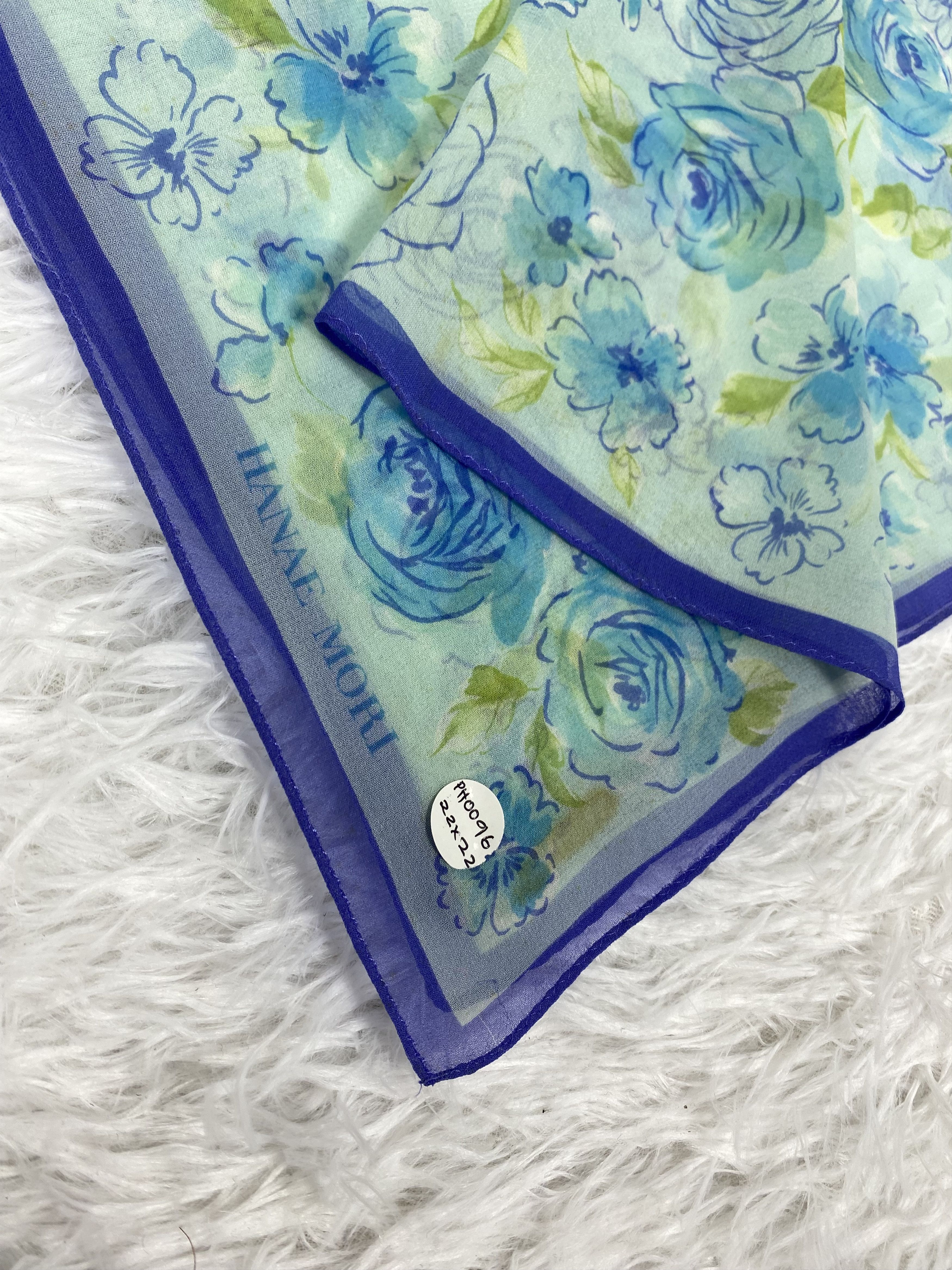Hanae Mori Vintage Hanae Mori Handkerchief PH0096 Size ONE SIZE - 2 Thumbnail