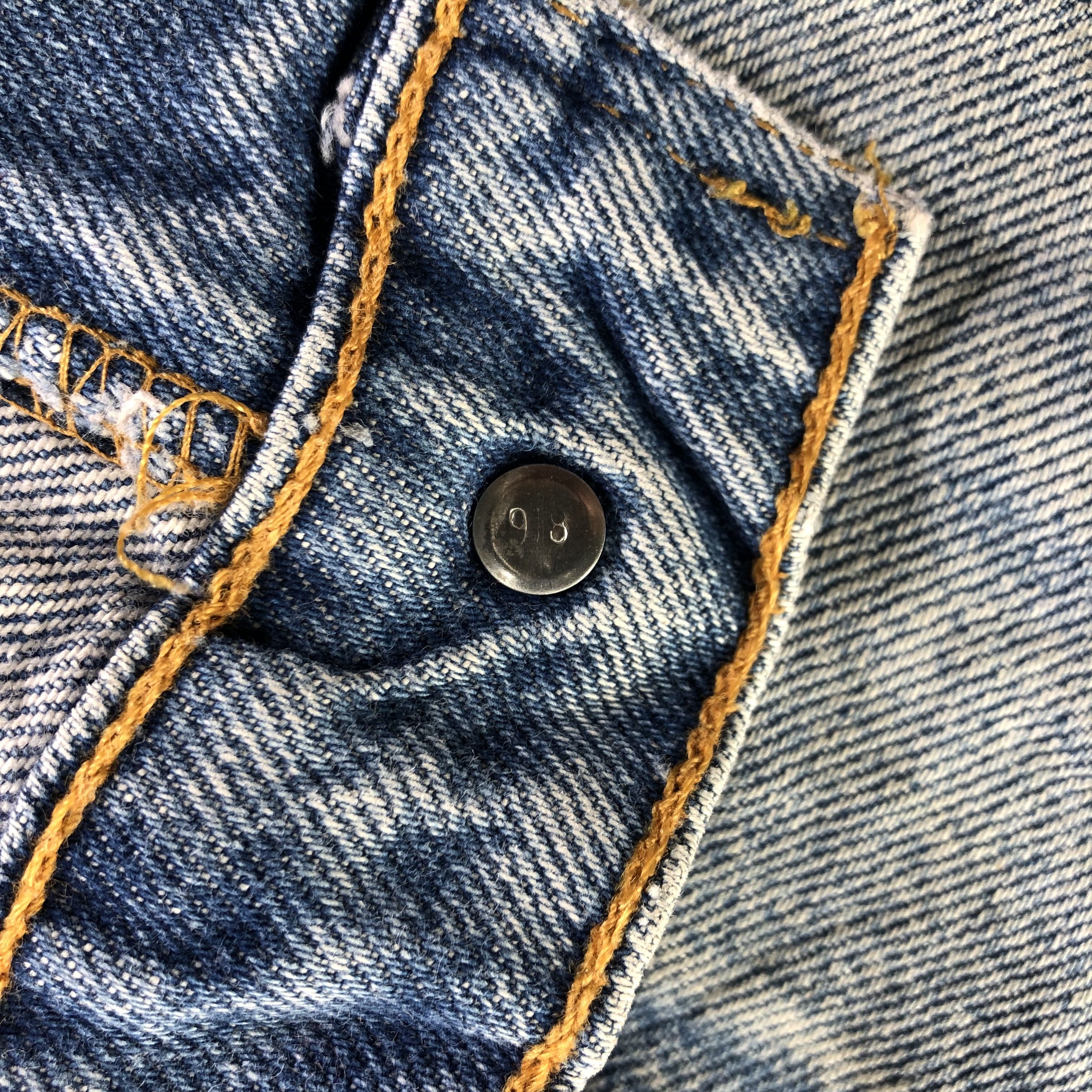 Levi's Vintage 90s Blue Wash Levis 505 Jeans-J3052 Size US 34 / EU 50 - 9 Thumbnail