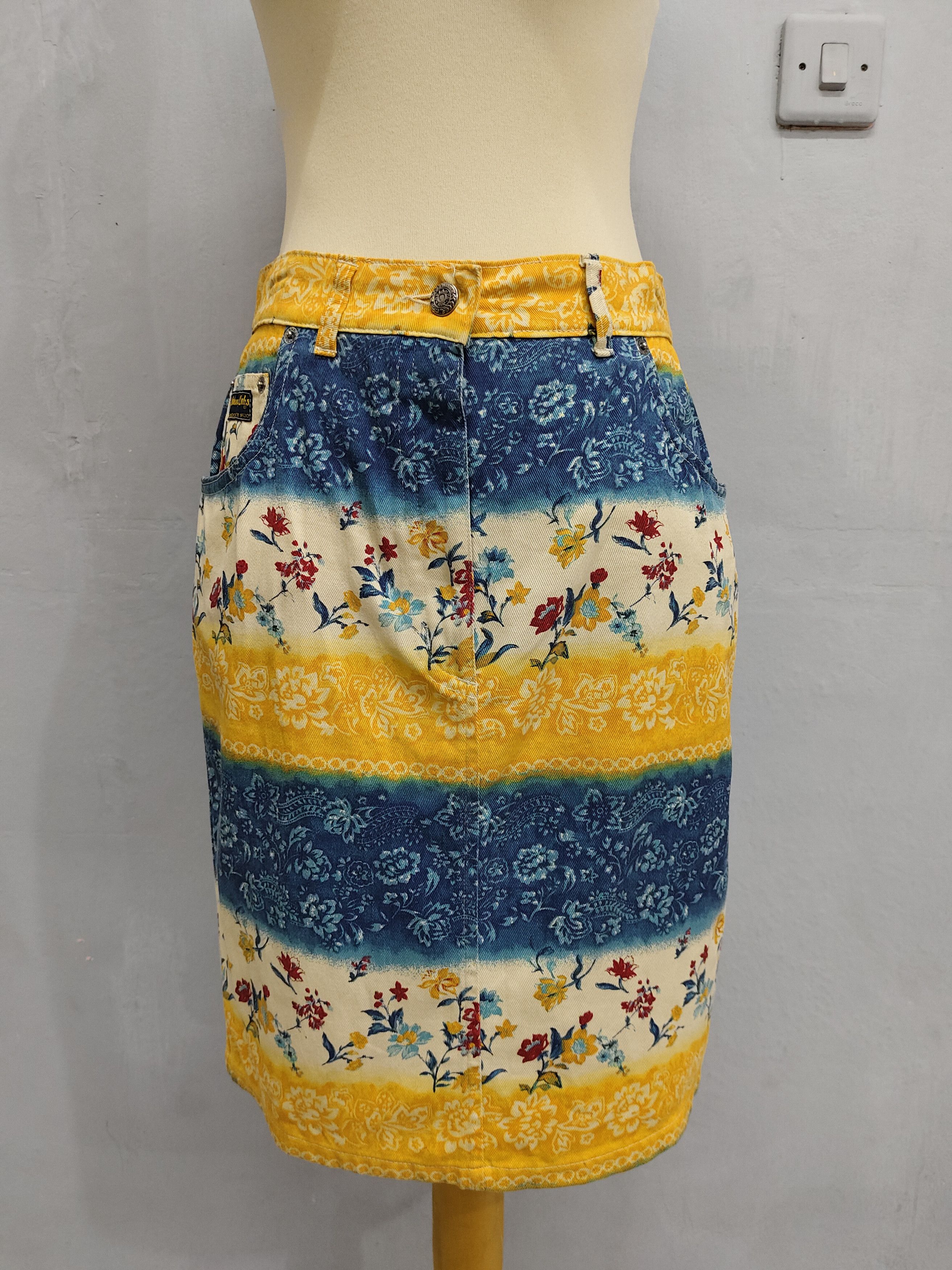 Vintage 90s Johnny Lambs🇮🇹 Florals Baroque Garden Denim Skirt Size 29" - 11 Thumbnail