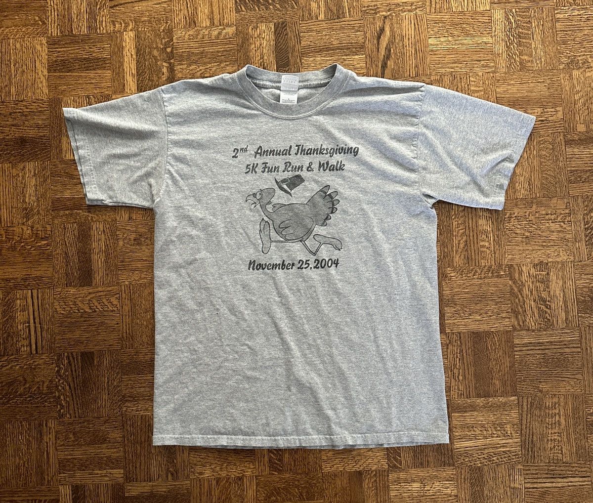 Vintage Vintage Y2K Thanksgiving Run Walk 5K Graphic Tee Shirt Size US L / EU 52-54 / 3 - 2 Thumbnail