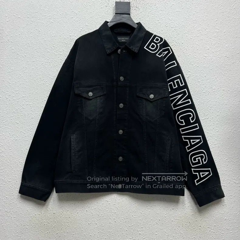 Balenciaga Balenciaga Black and Grey Side Sleeve Openwork LOGO Embroi Size US XL / EU 56 / 4 - 1 Thumbnail