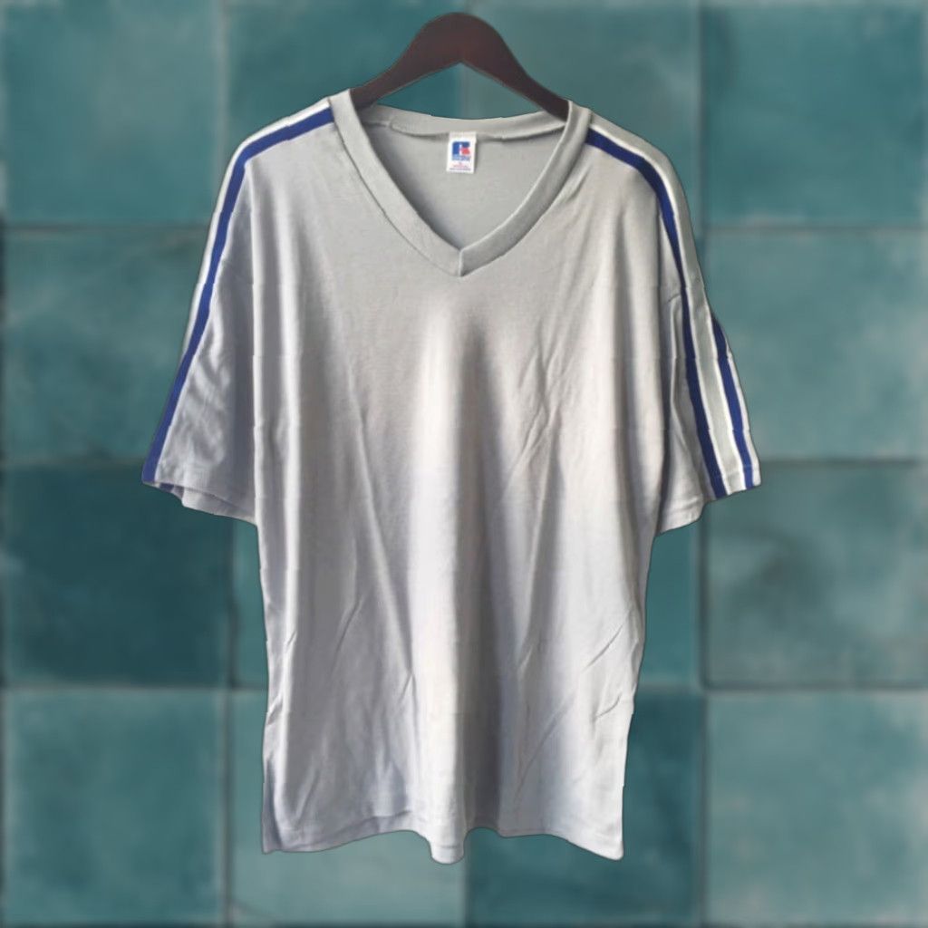 Russell Athletic VINTAGE Russell Athletic T-Shirt Mens XL V-Neck 90s Deadstock NWOT Gray Size US XL / EU 56 / 4 - 1 Thumbnail