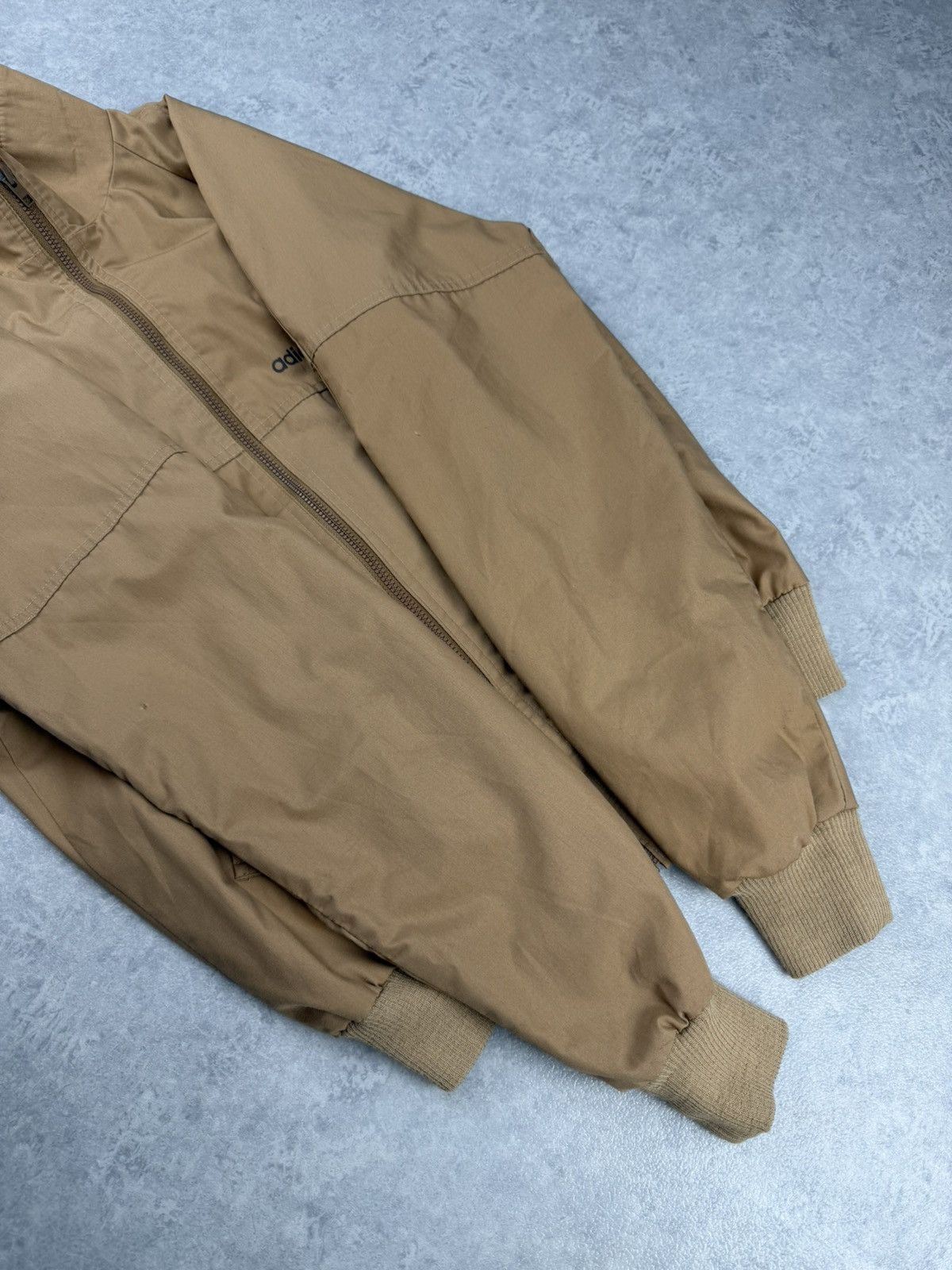 Adidas Vintage Adidas Originals Jacket Made in Finland Size M Size US M / EU 48-50 / 2 - 14 Thumbnail