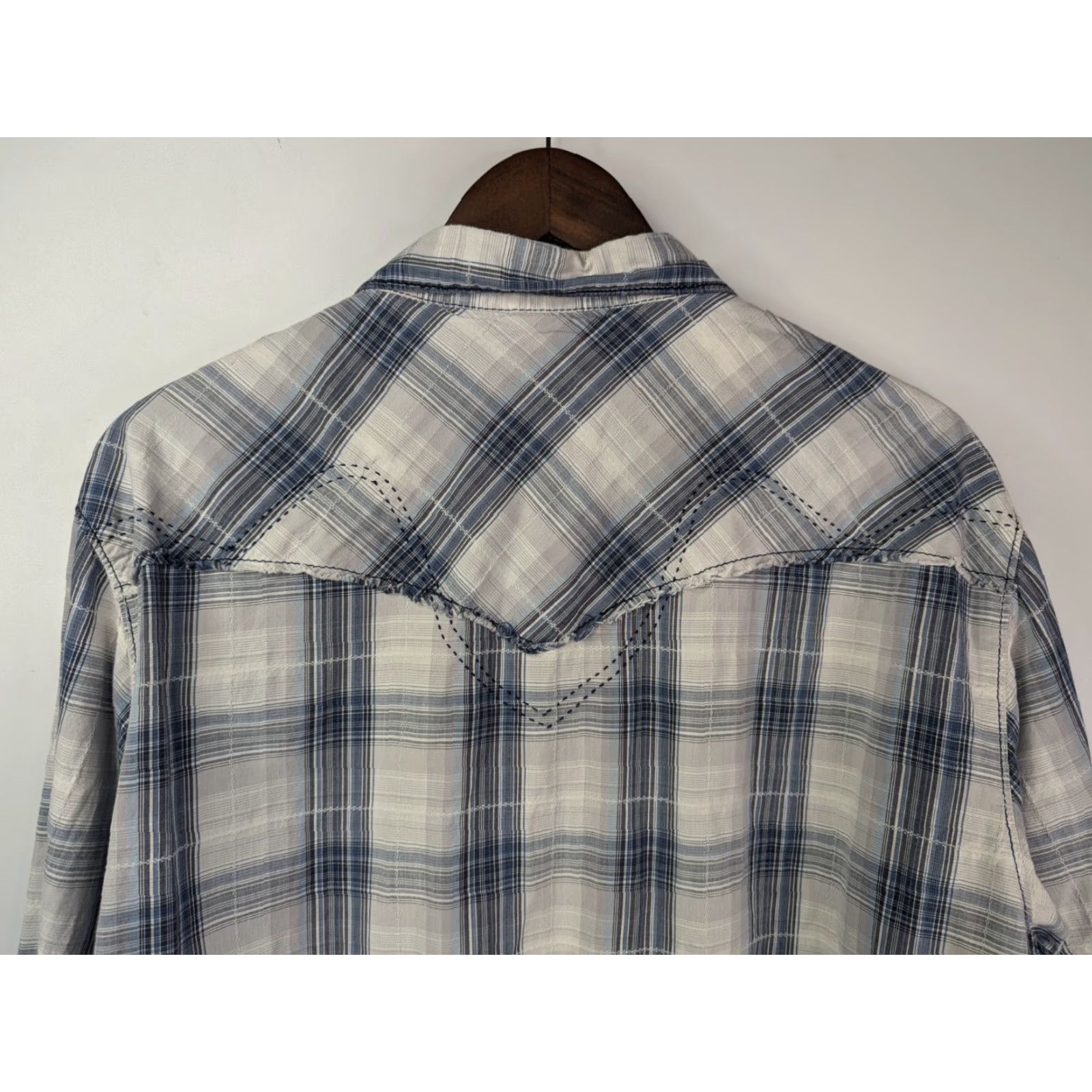Vintage BKE Shirt XL Gray Athletic Fit Plaid Long Sleeve Button-Up Western Distress Pearl Snap Size US XL / EU 56 / 4 - 7 Thumbnail