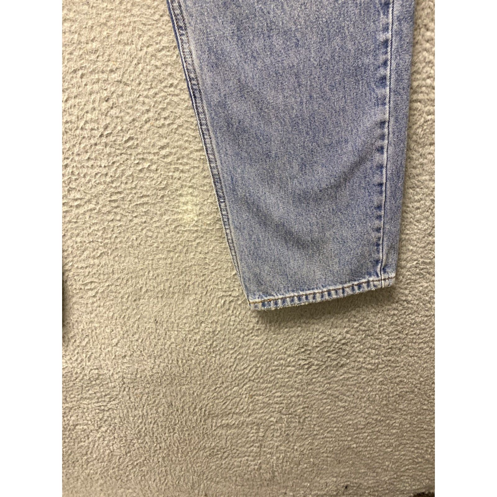 Levi's VINTAGE Levi's 550 Jeans Mens 36 x 36 Blue Denim Distressed 5-Pocket Levi's 550 Men Jeans White label? Size US 36 / EU 52 - 5 Thumbnail