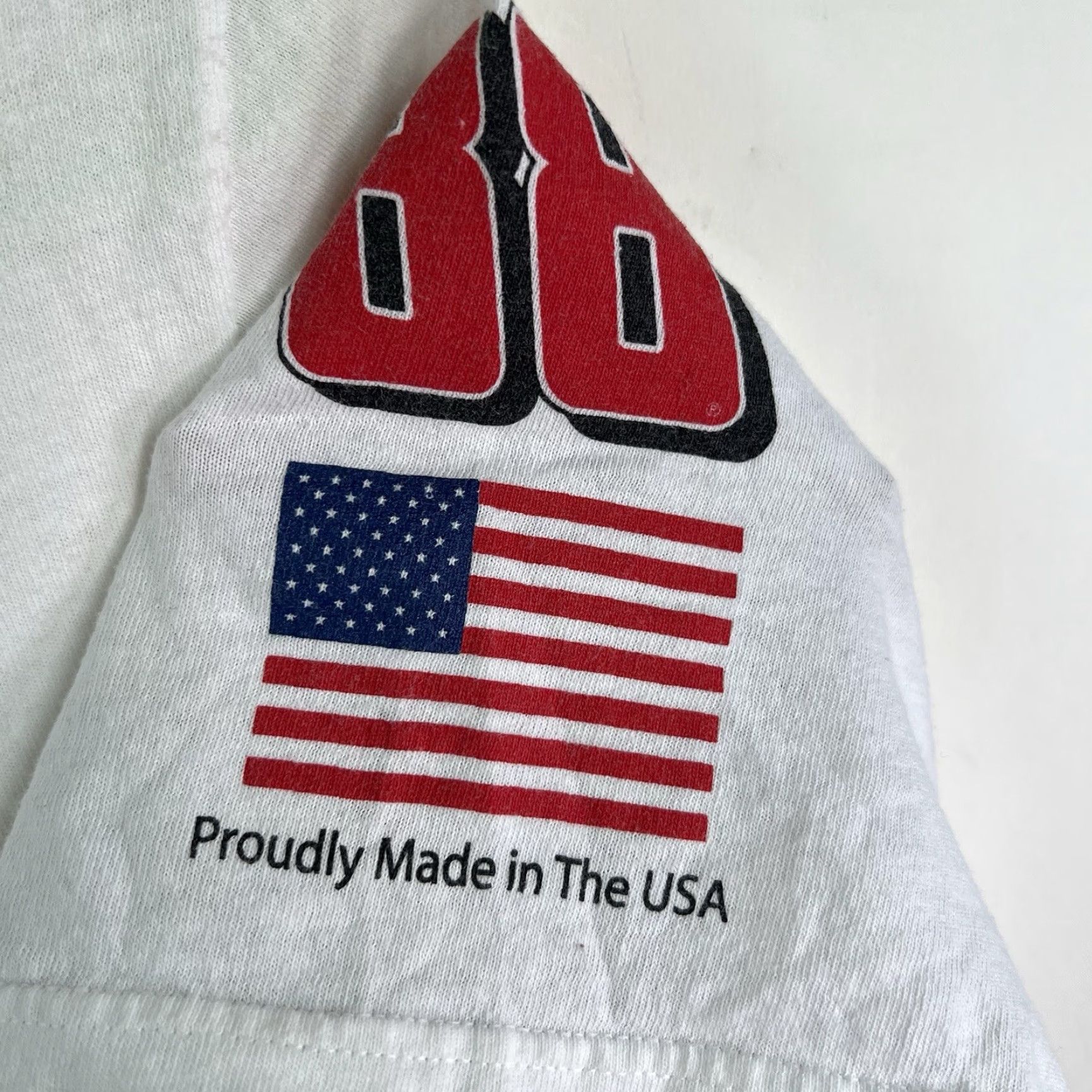 Delta Dale Earnhardt Jr 88 NASCAR National Guard T-Shirt Adult XL Graphic Print Crew Neck White Delta Made in USA Mens Size US XL / EU 56 / 4 - 4 Thumbnail