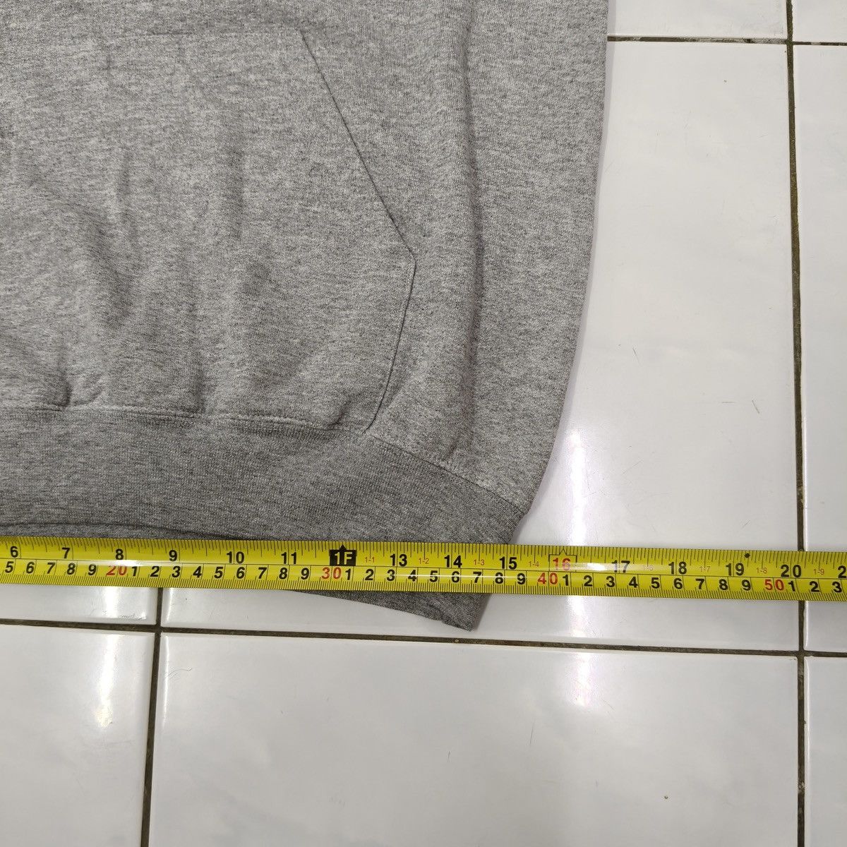 Champion Vintage 90's Champion Xavier Musketeers Back Hit Hoodie Size US S / EU 44-46 / 1 - 17 Thumbnail