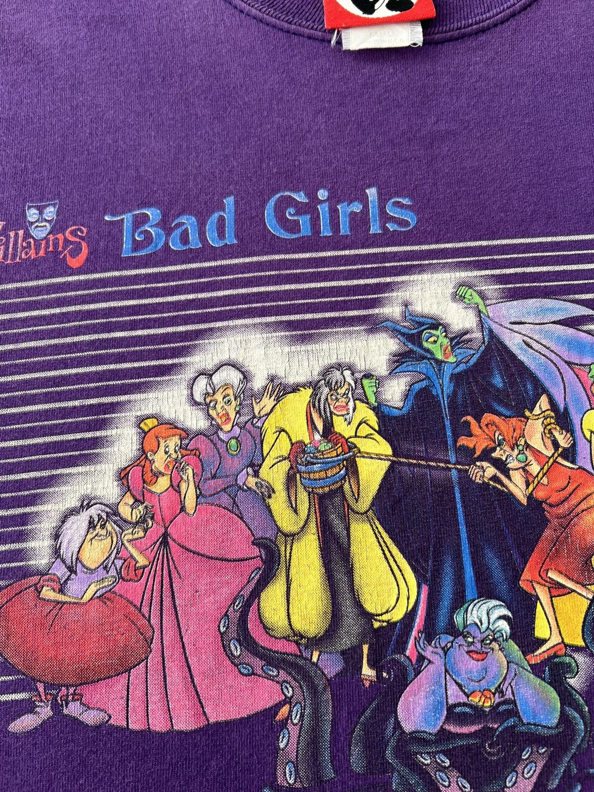 Disney Vintage 90s Disney Villains Bad Girls Cartoon Movie T-shirt Size US S / EU 44-46 / 1 - 5 Thumbnail