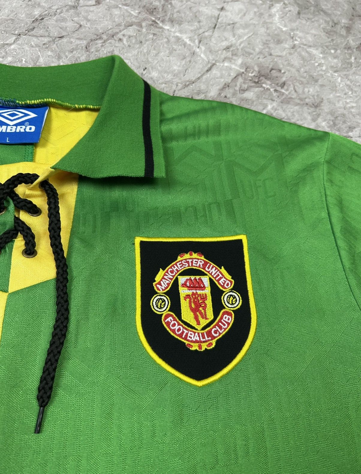 Umbro 1992/1993 Vintage Manchester United Umbro Soccer Jersey Size US L / EU 52-54 / 3 - 8 Thumbnail