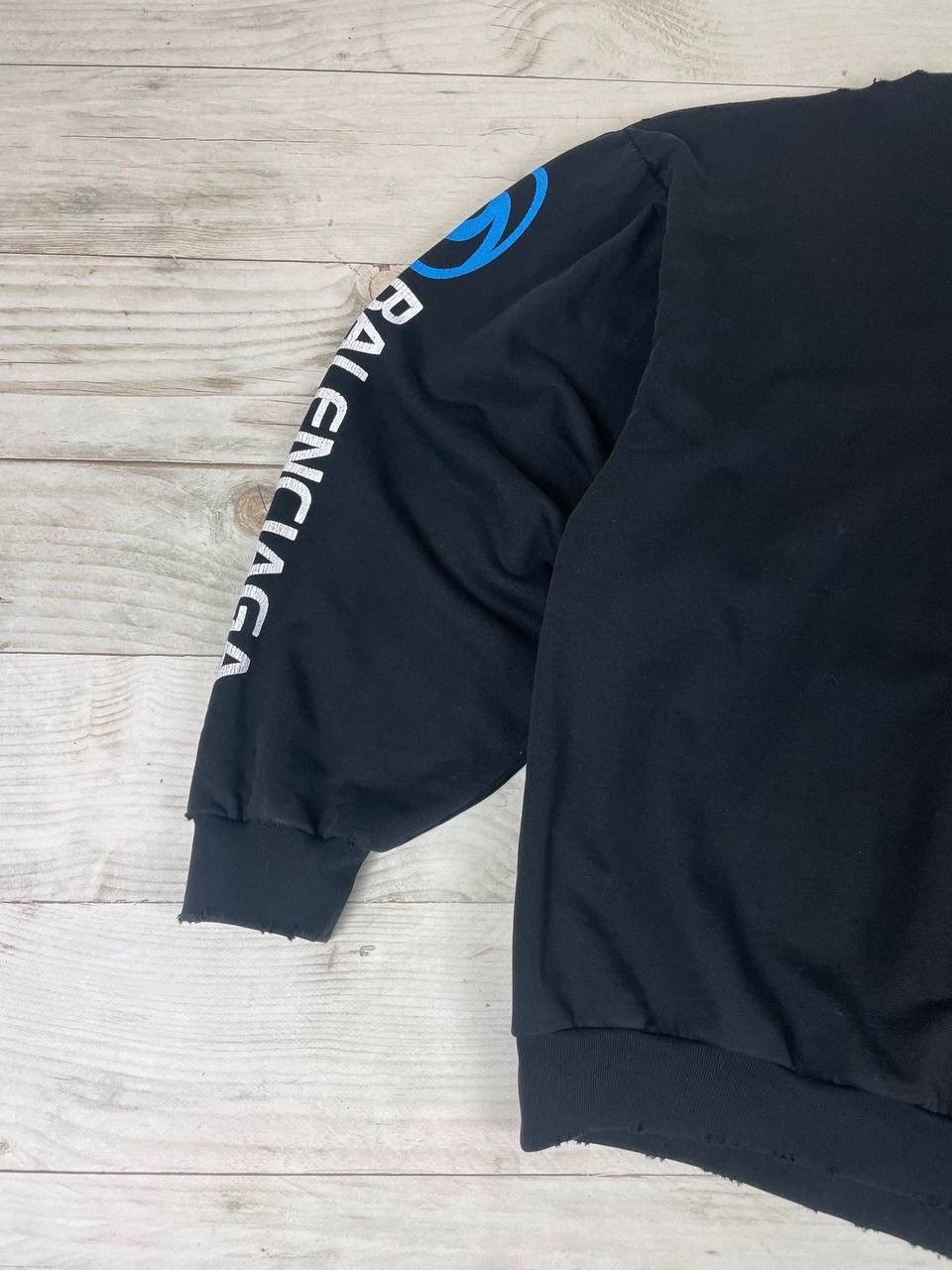 Balenciaga Balenciaga Surfer Hoodie Oversized Size US L / EU 52-54 / 3 - 24 Thumbnail