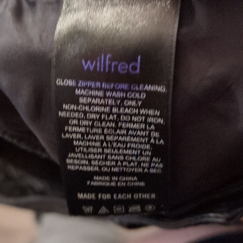 Aritzia Wilfred By Aritzia Black Faux Leather Pants Size Small Size 26" / US 2 / IT 38 - 5 Thumbnail