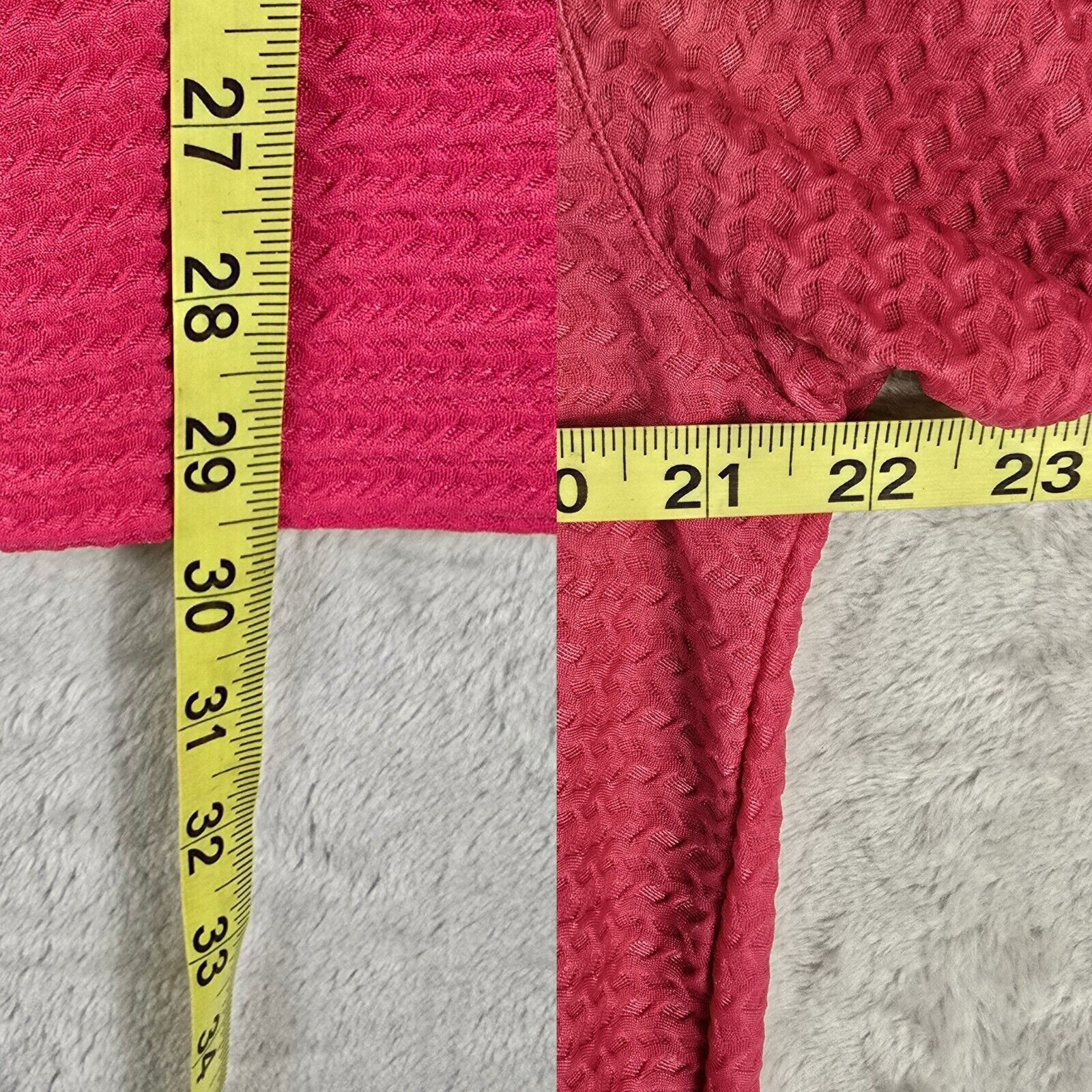 Tiger Woods Tiger Woods Textured Polo Shirt Mens Large Pink Golf Size US L / EU 52-54 / 3 - 15 Thumbnail