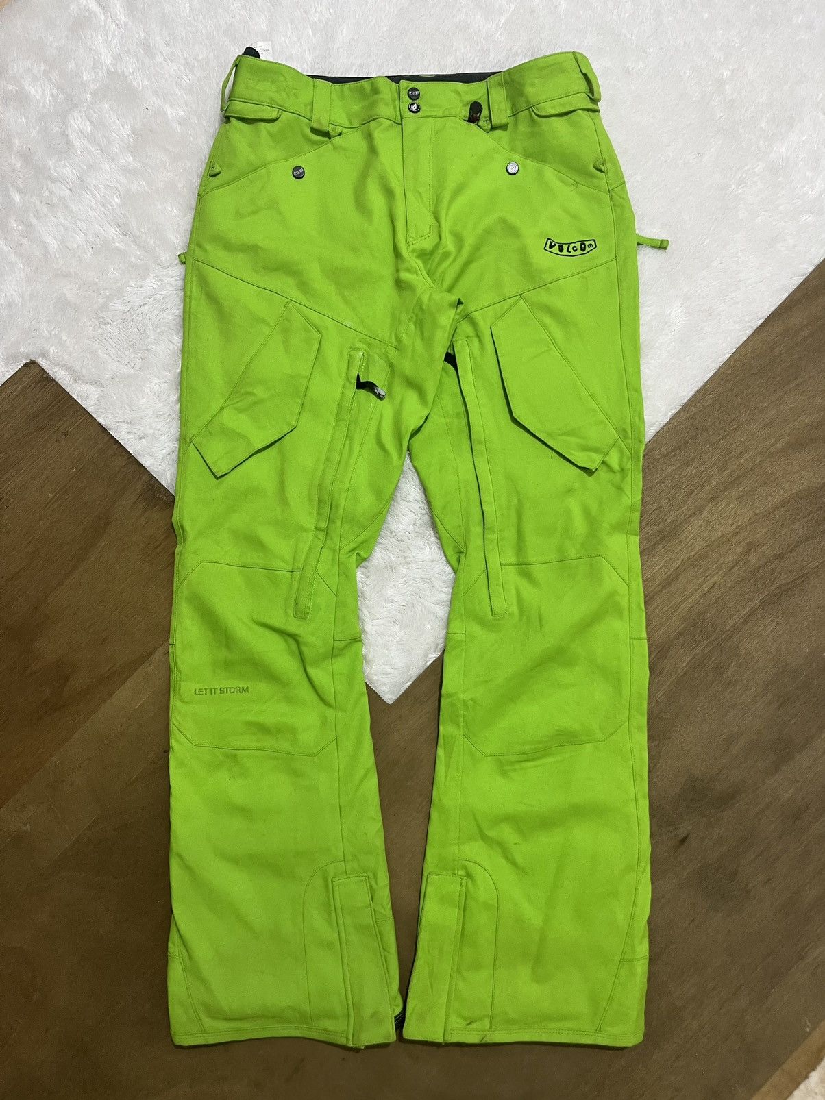Volcom Vintage Volcom Nimbus Snowboard Ski Pants Neon Green Size US 35 - 1 Thumbnail