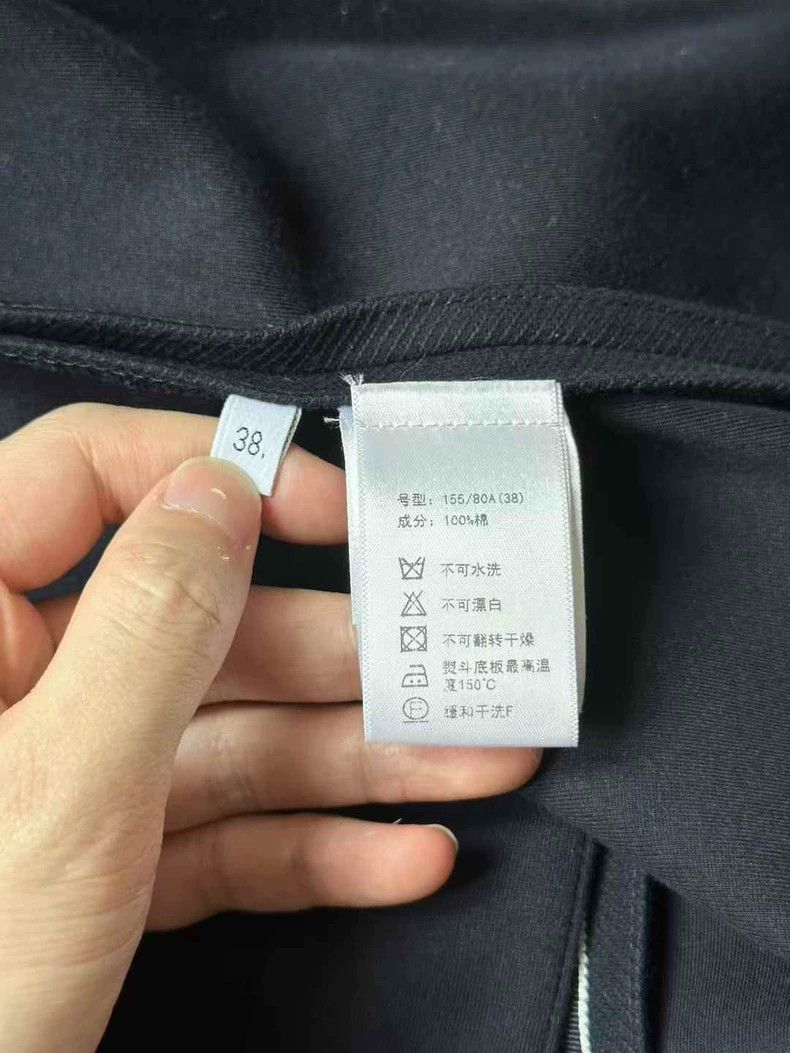 Thom Browne Thom Browne size38 A suit with a vest Size 38S - 3 Thumbnail