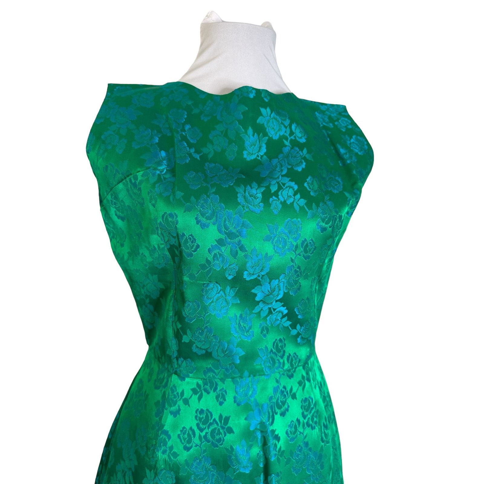 Vintage Vintage 1960s Green Blue Jacquard Wiggle Dress Jacket XS Size XS / US 0-2 / IT 36-38 - 9 Thumbnail