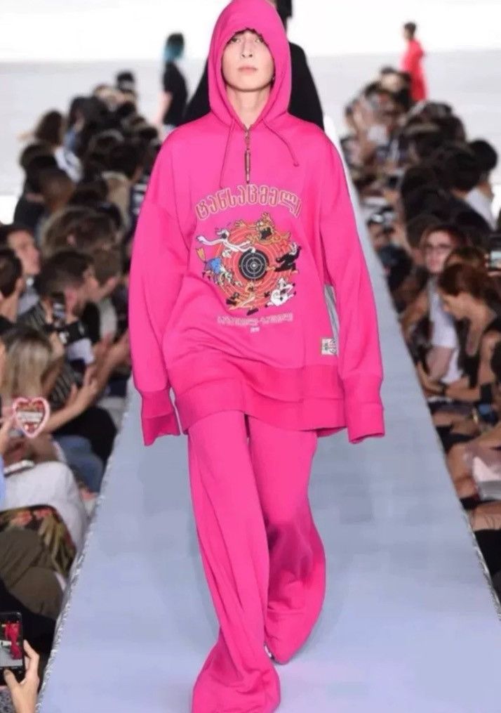 Vetements Vetements 19ss show off pink bullseye hoodie 2410-Nextarrow Size US XS / EU 42 / 0 - 5 Thumbnail
