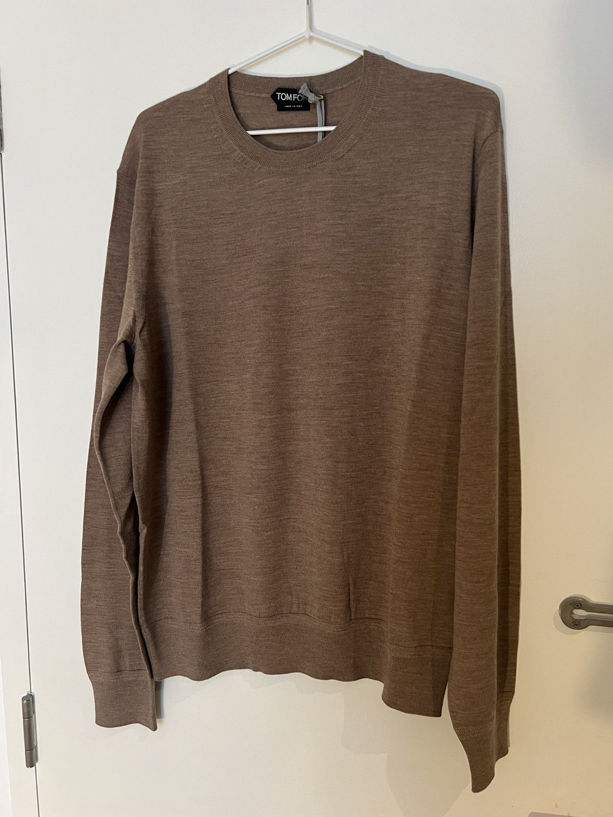 Tom Ford TOM FORD FINE GAUGE MERINO CREWNECK LIGHTTAUPE BROWN SIZE 52 Size US L / EU 52-54 / 3 - 5 Thumbnail