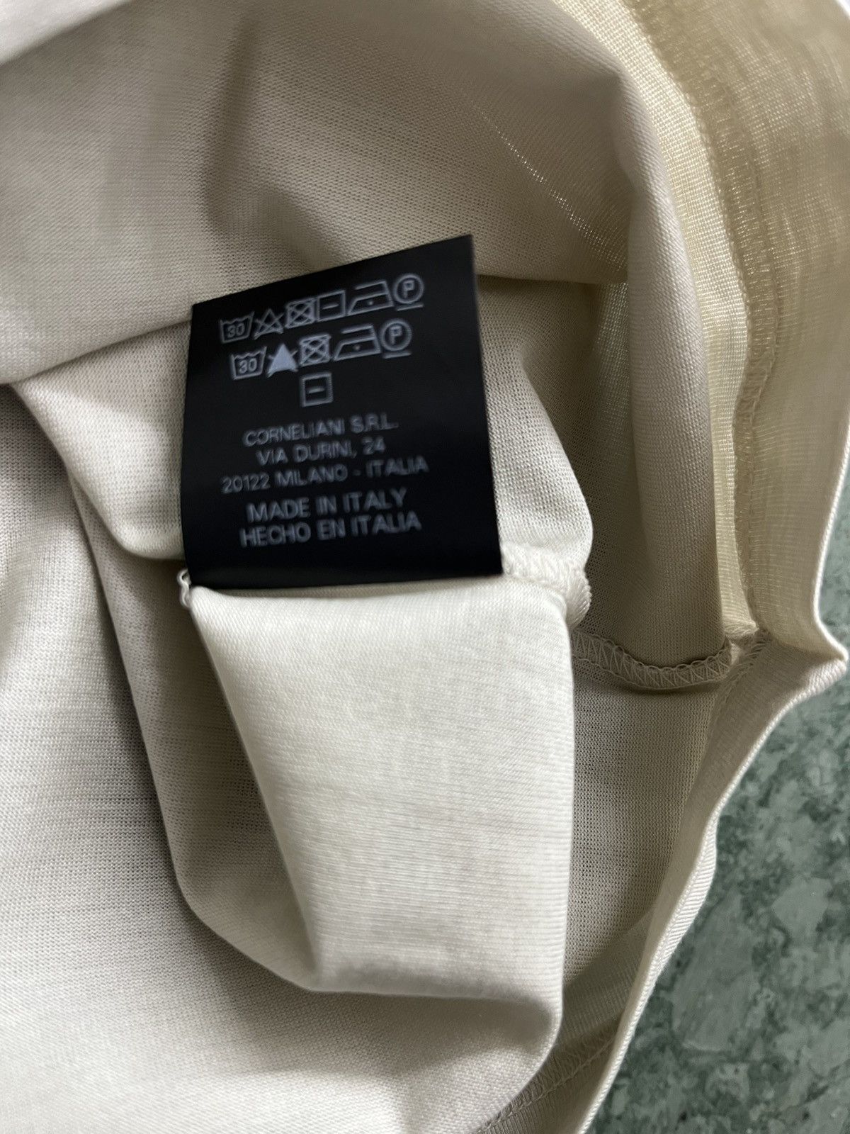 Corneliani Corneliani embroidered logo tshirt Size US M / EU 48-50 / 2 - 6 Thumbnail