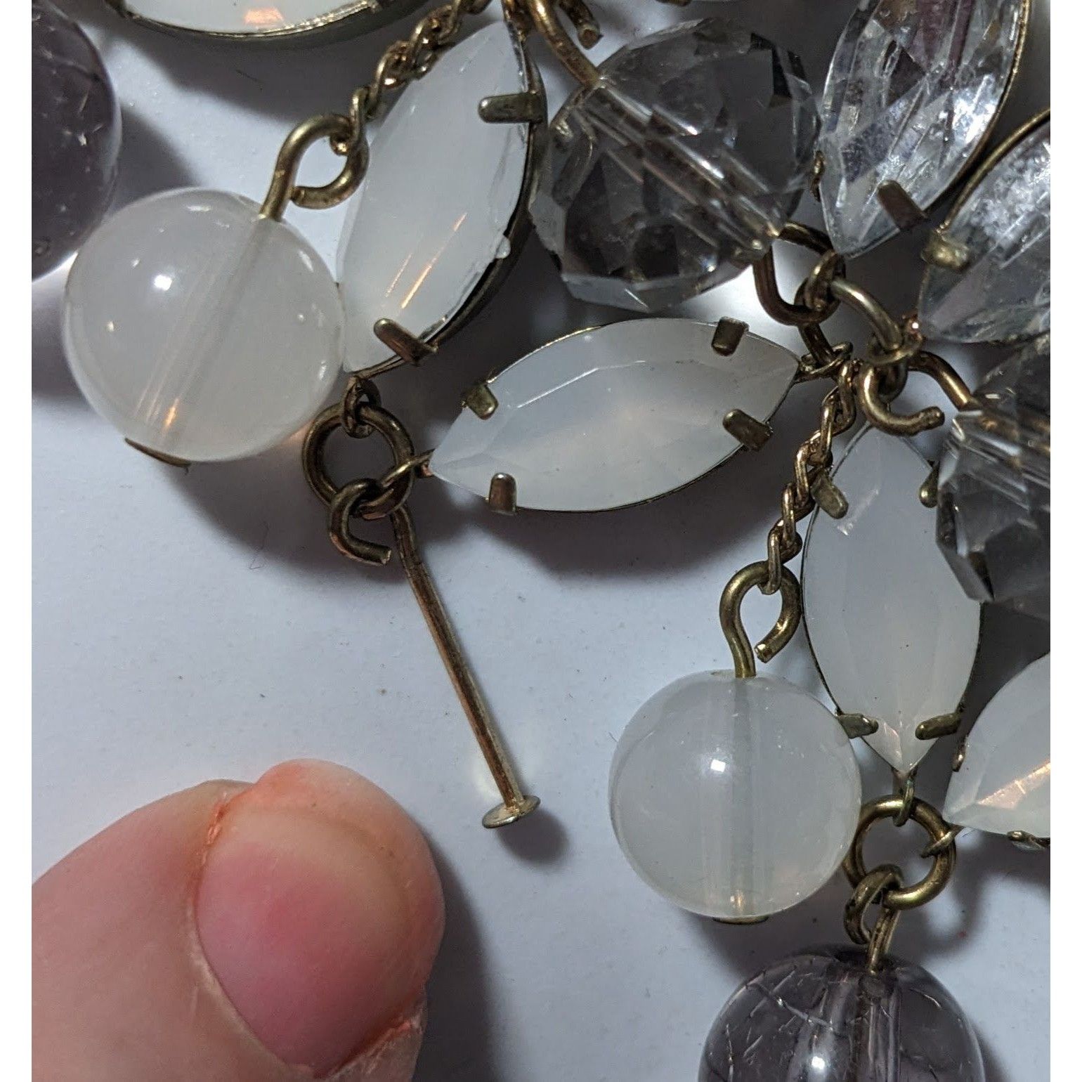 Other Elegant White And Silver Beaded Gem Bib Necklace Size ONE SIZE - 8 Thumbnail