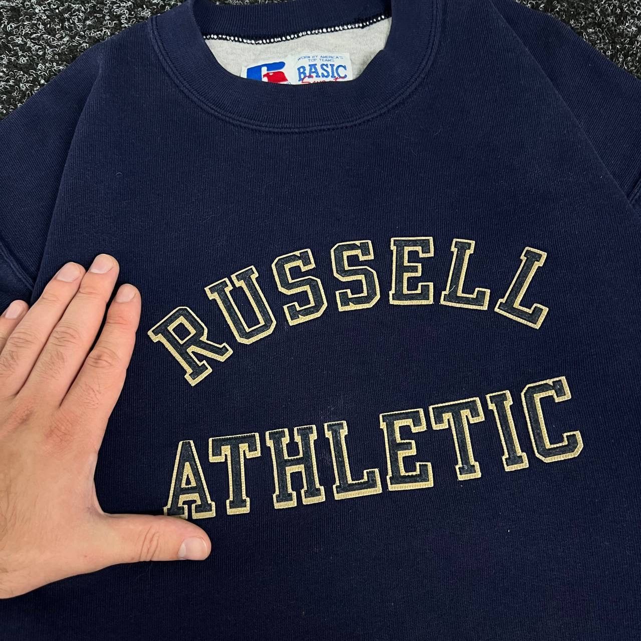 Russell Athletic American Style Russell Athletic Vintage Sweatshirt Boxy Fit Size US S / EU 44-46 / 1 - 4 Thumbnail