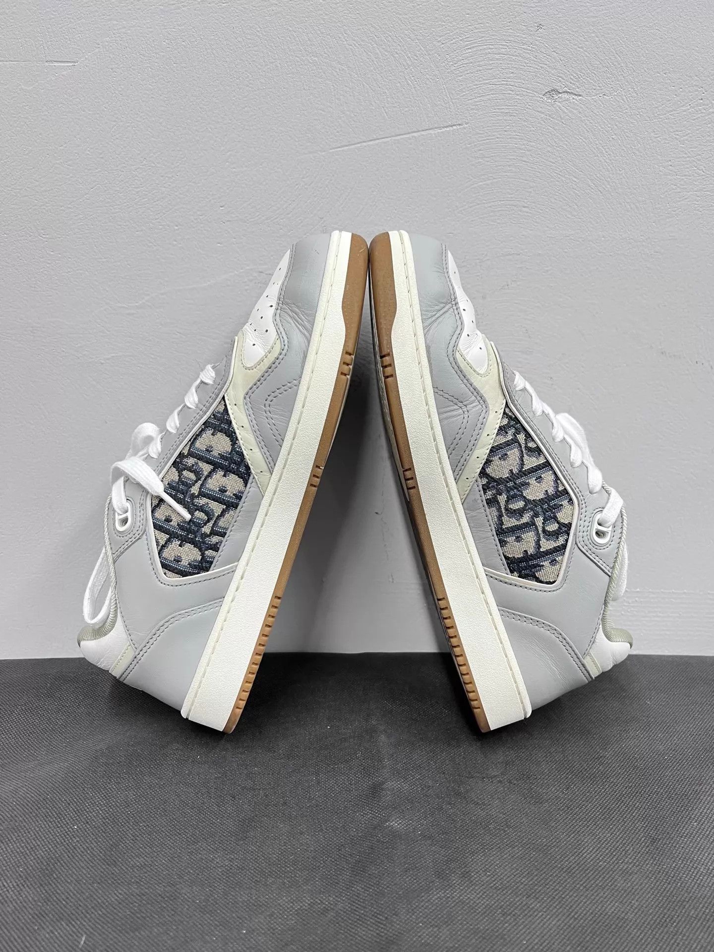 Dior Dior B27 Low White/Gray Logo Sneakers 41 Size US 8 / EU 41 - 5 Thumbnail