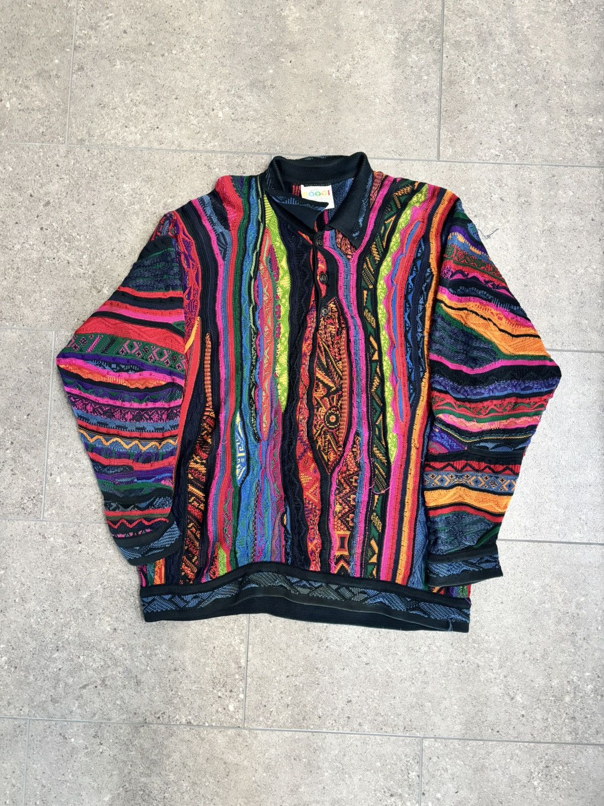 Coogi COOGI KNIT CARDIGAN SIZE L Size US L / EU 52-54 / 3 - 1 Thumbnail