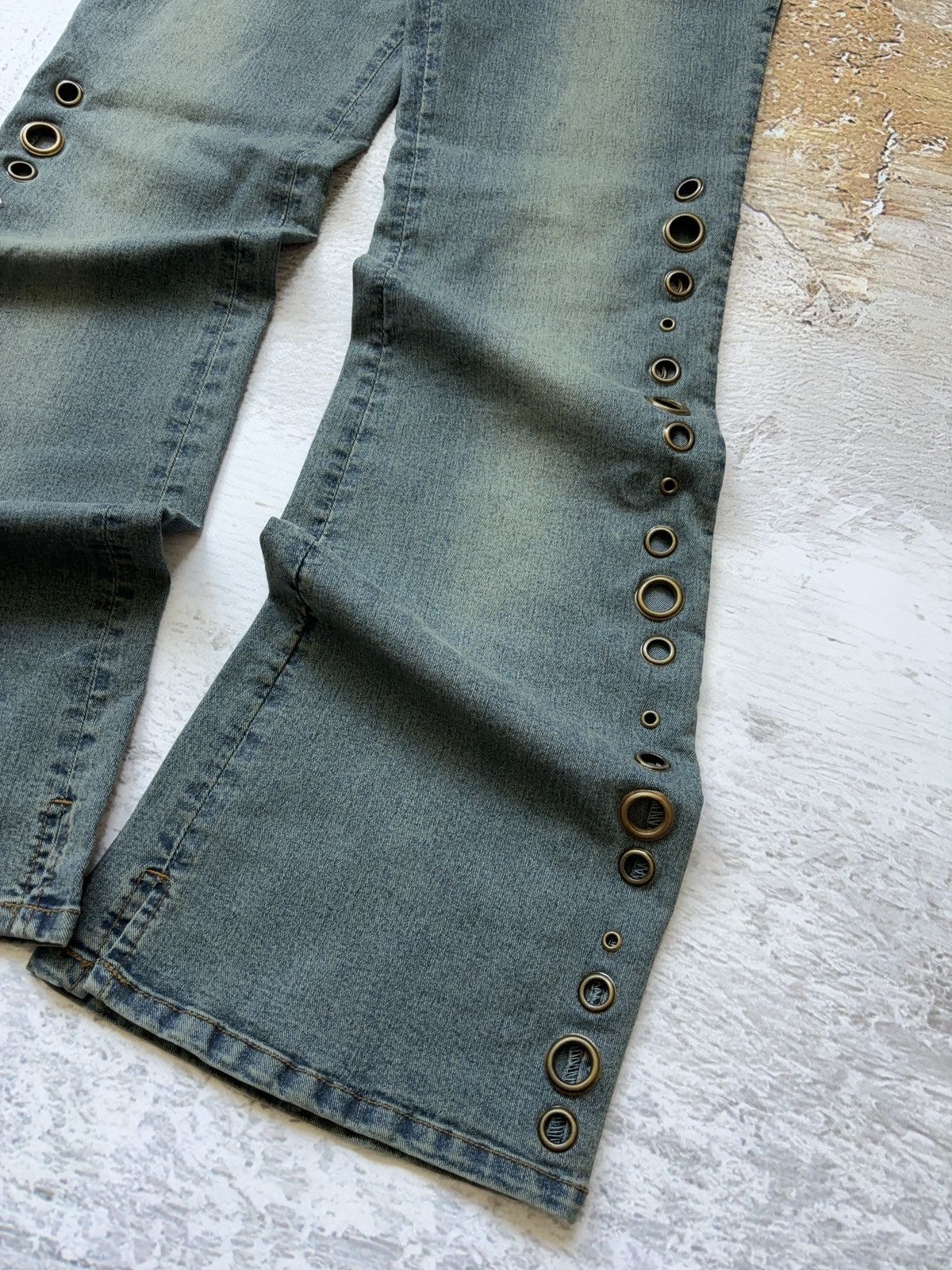Vintage Deadstock vintage flared eyelet jeans belted pants Size 27" / US 4 / IT 40 - 2 Thumbnail