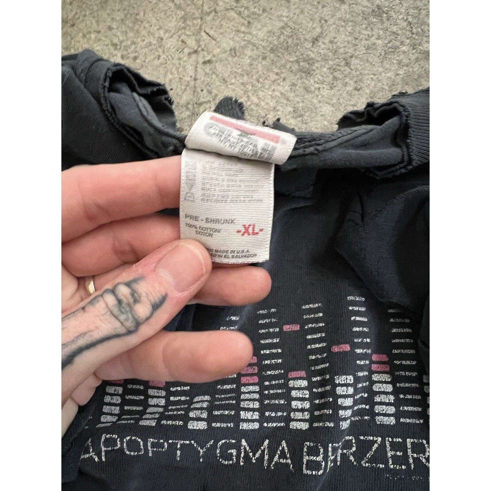 Hanes Vintage Apoptygma Berzerk Rare Y2K Distressed Faded Tee XL Size US XL / EU 56 / 4 - 9 Thumbnail