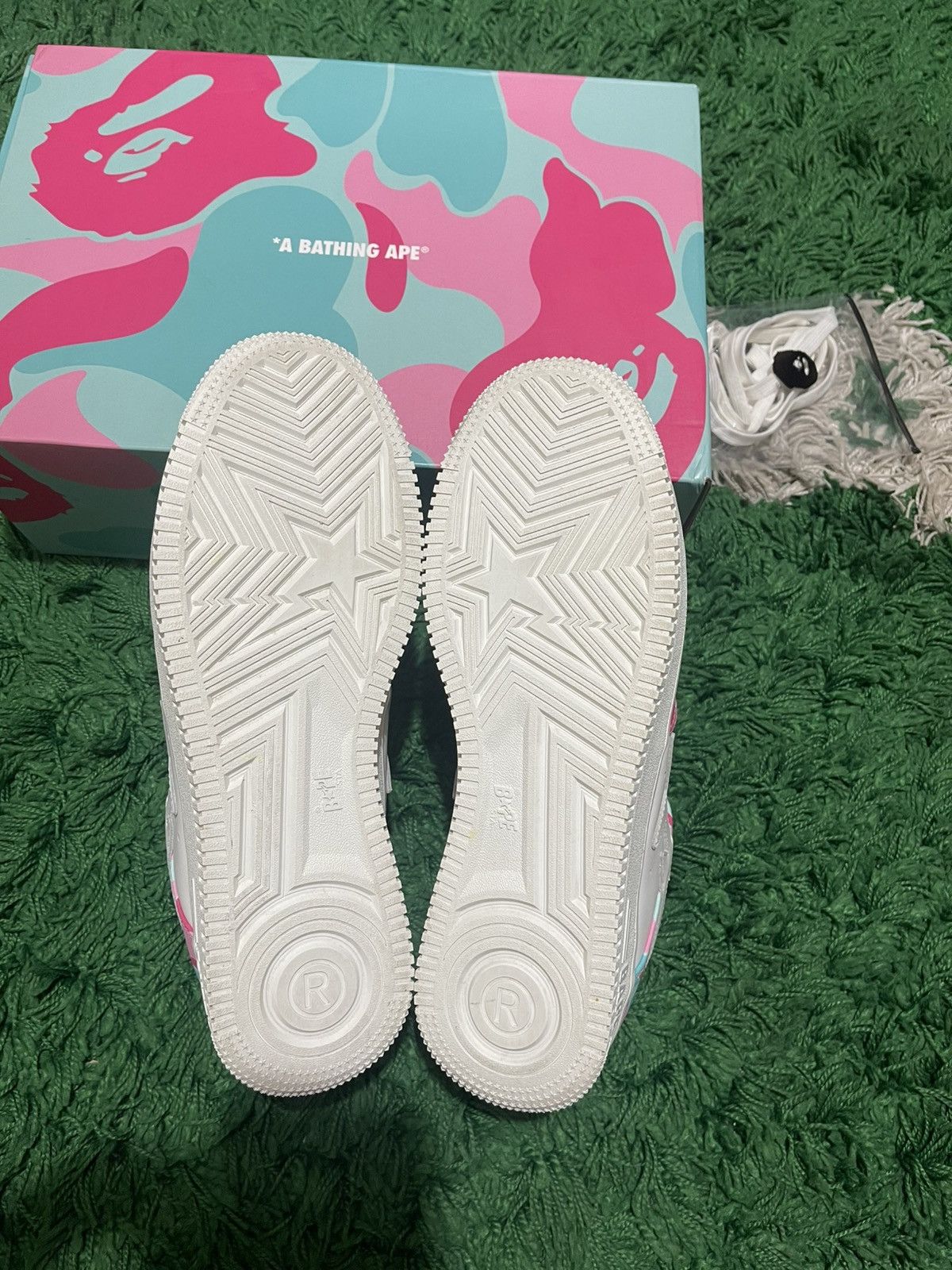 Bape BAPESTA “MIAMI 3RD ANNIVERSARY” size 11 Size US 11 / EU 44 - 5 Thumbnail