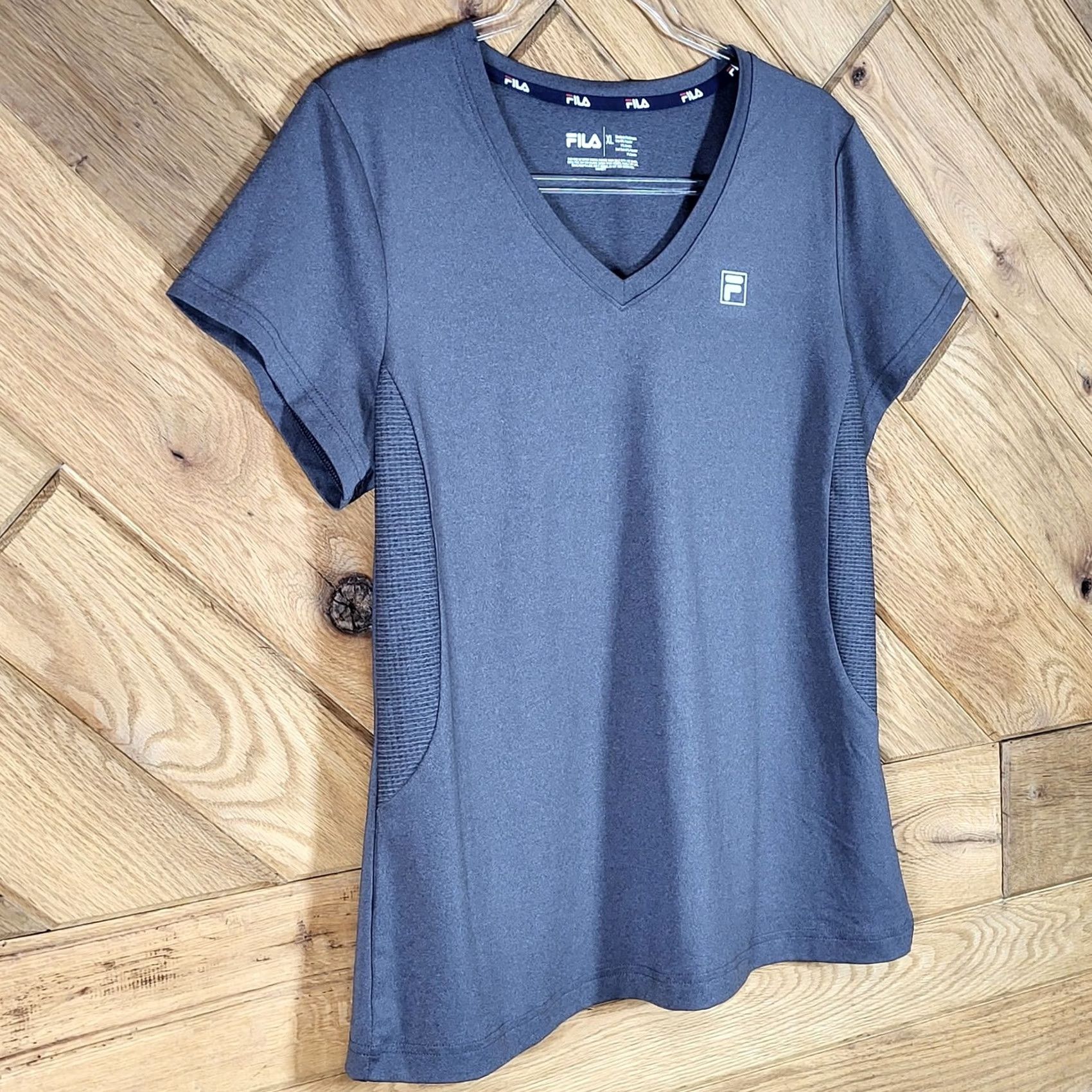 Fila FILA Womens T Shirt V-Neck Activewear Top XL Dark Gray Size XL / US 12-14 / IT 48-50 - 4 Thumbnail