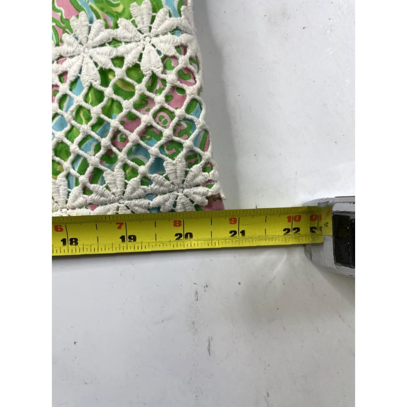 Lilly Pulitzer Lilly Pulitzer Skirt 56015 Alligator Lace Pink Green Chomp Chomp Lavender Multicolor Short Mini 6 Womens Mens? No gender specified. End with Womens. Size 28" / US 6 / IT 42 - 3 Thumbnail