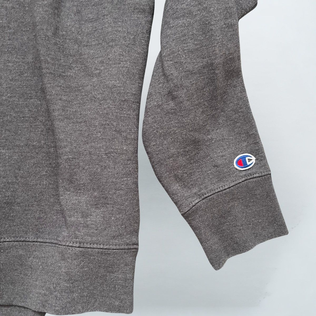 Champion Champion Elite Grey Crewneck Sweatshirt (M) Size US M / EU 48-50 / 2 - 3 Thumbnail