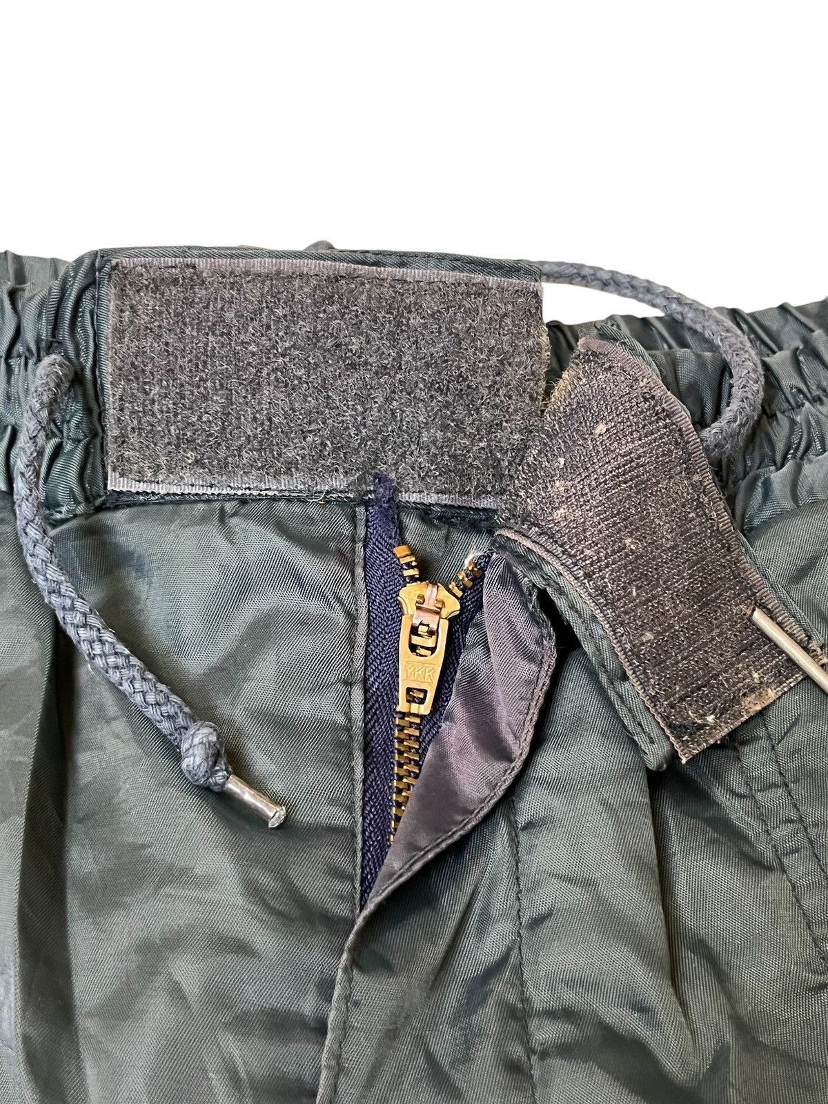 Japanese Brand Vintage japanese brand cargo & parachute bomber pants Size US 35 - 13 Thumbnail