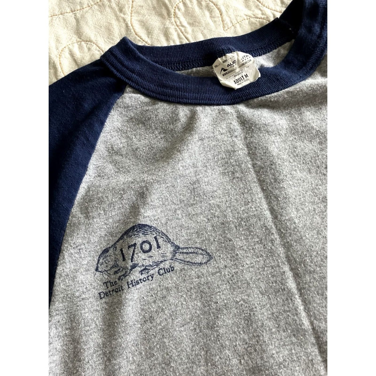 Augusta Sportswear VINTAGE Augusta Sportswear Detroit History Club M Baseball 3/4 Shirt Gray Cotton Sailboat Bridge Two Sided Men M 80s 90s Sailboat Bridge Shirt Size US M / EU 48-50 / 2 - 2 Thumbnail