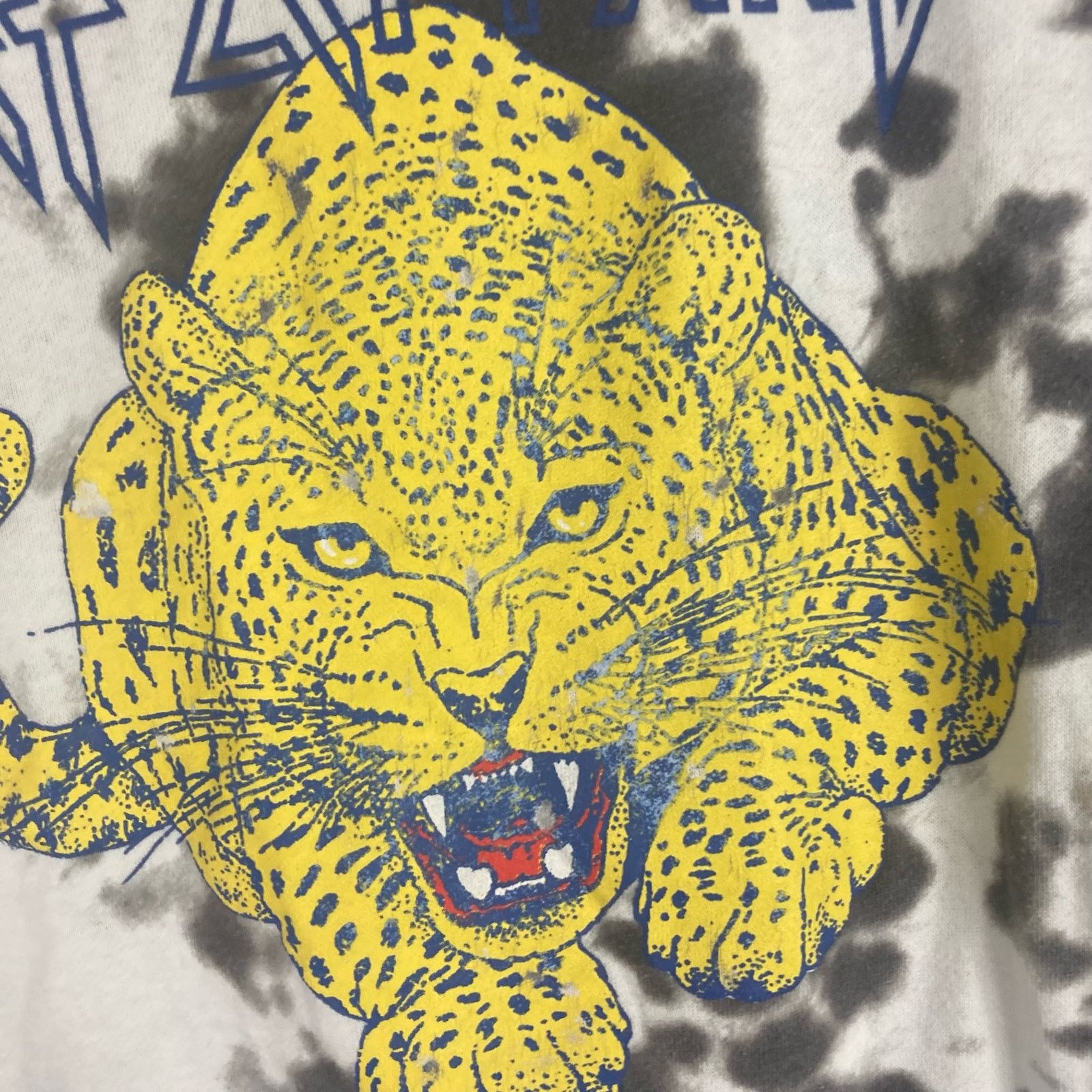 Def Leppard DEF LEPPARD Band Leopard Graphic Pullover Sweatshirt Medium Size M / US 6-8 / IT 42-44 - 7 Thumbnail