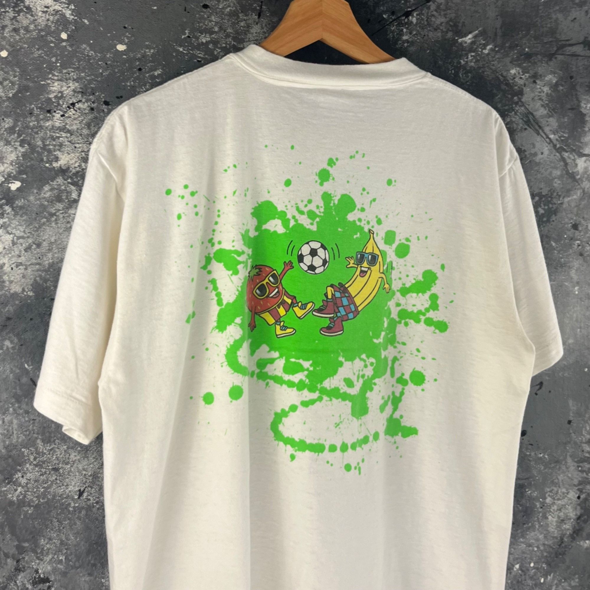 Vintage Vintage 90’s Snack shirt Size US L / EU 52-54 / 3 - 4 Thumbnail
