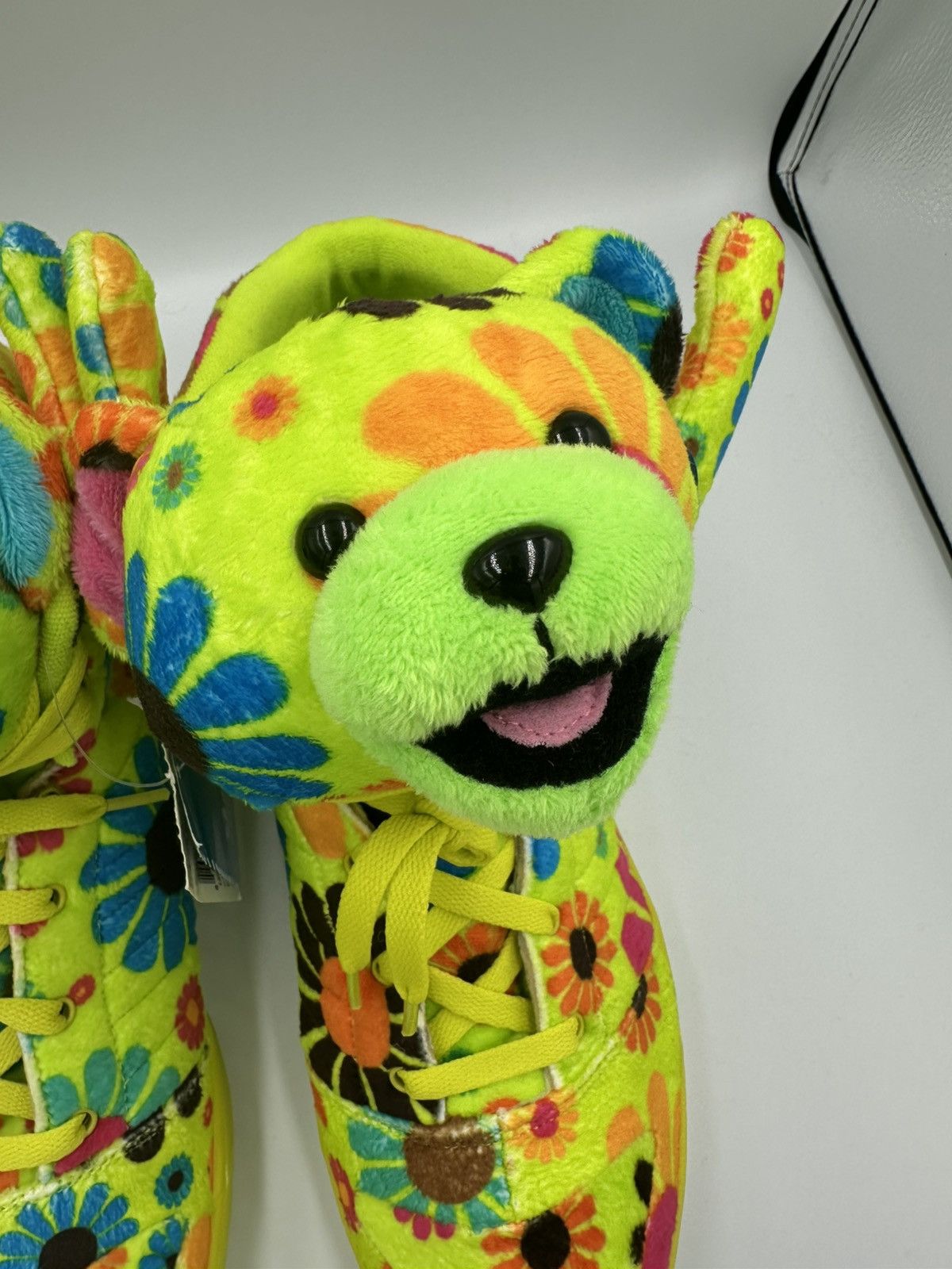 Adidas × Jeremy Scott Adidas x Jeremy Scott Flower Bears Size US 13 / EU 46 - 9 Thumbnail