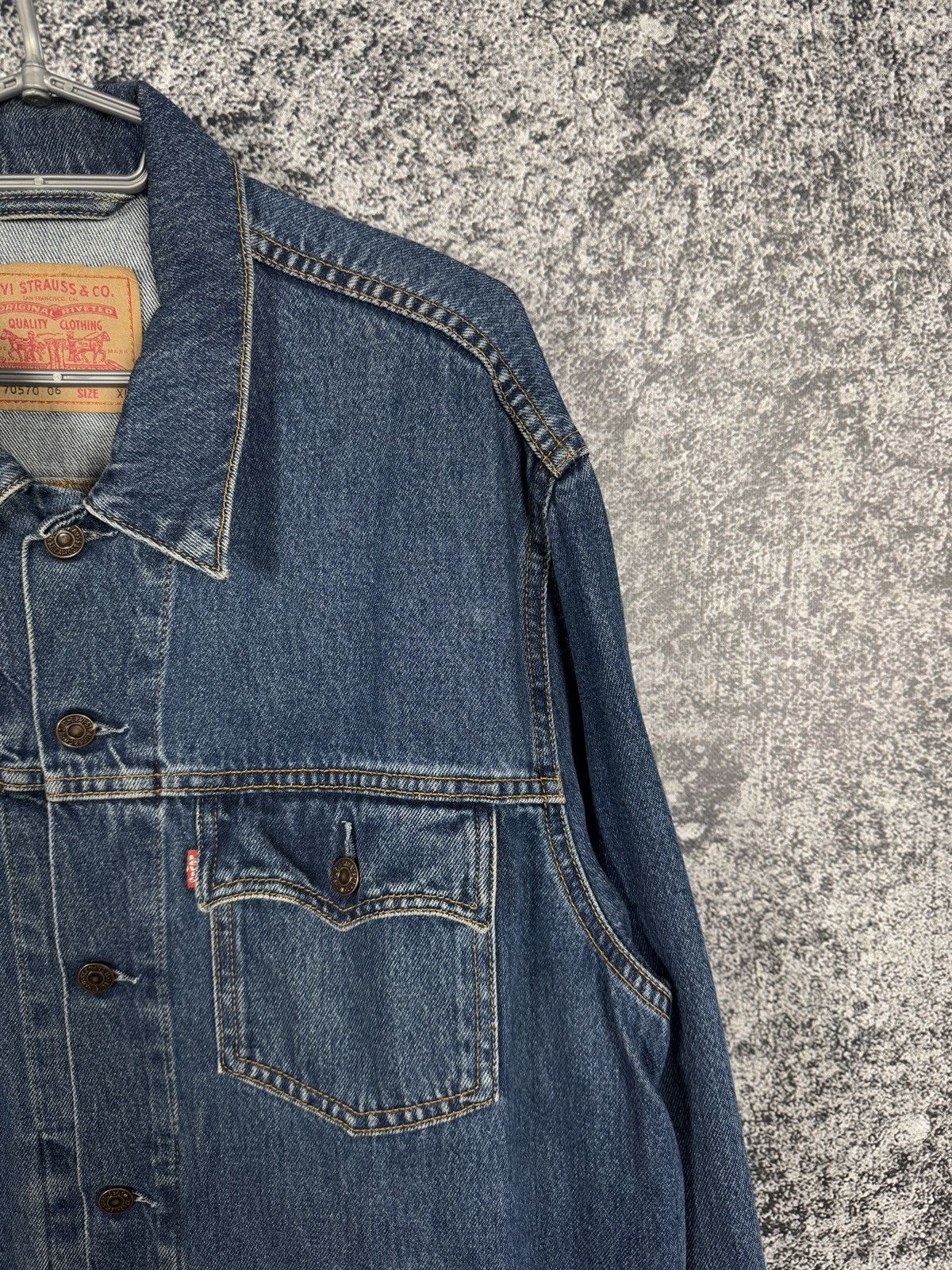 Levi's Vintage Clothing Men’s Levis Vintage 90s Denim Trucker Jacket Streetwear XL Size US XL / EU 56 / 4 - 2 Thumbnail