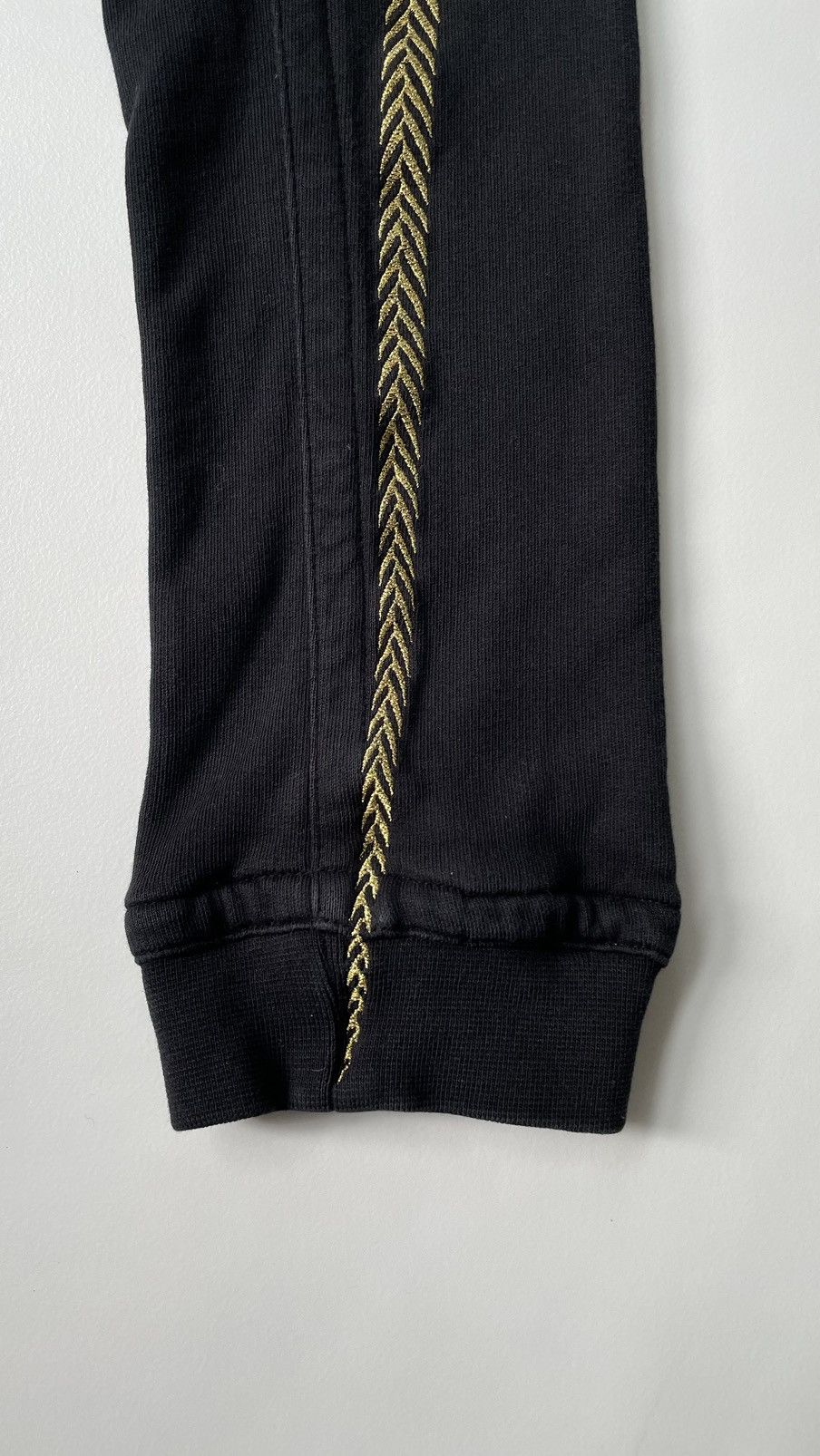 Haider Ackermann Chevron Sleeve Cropped Sweatshirt Size M / US 6-8 / IT 42-44 - 9 Thumbnail